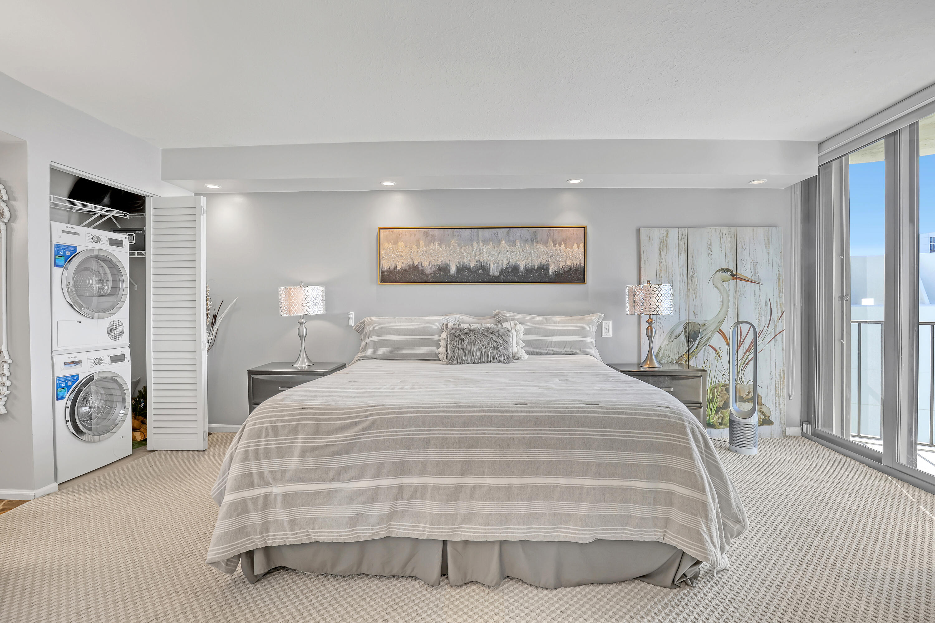 5420 N Ocean Drive 1106 Property Photo 17