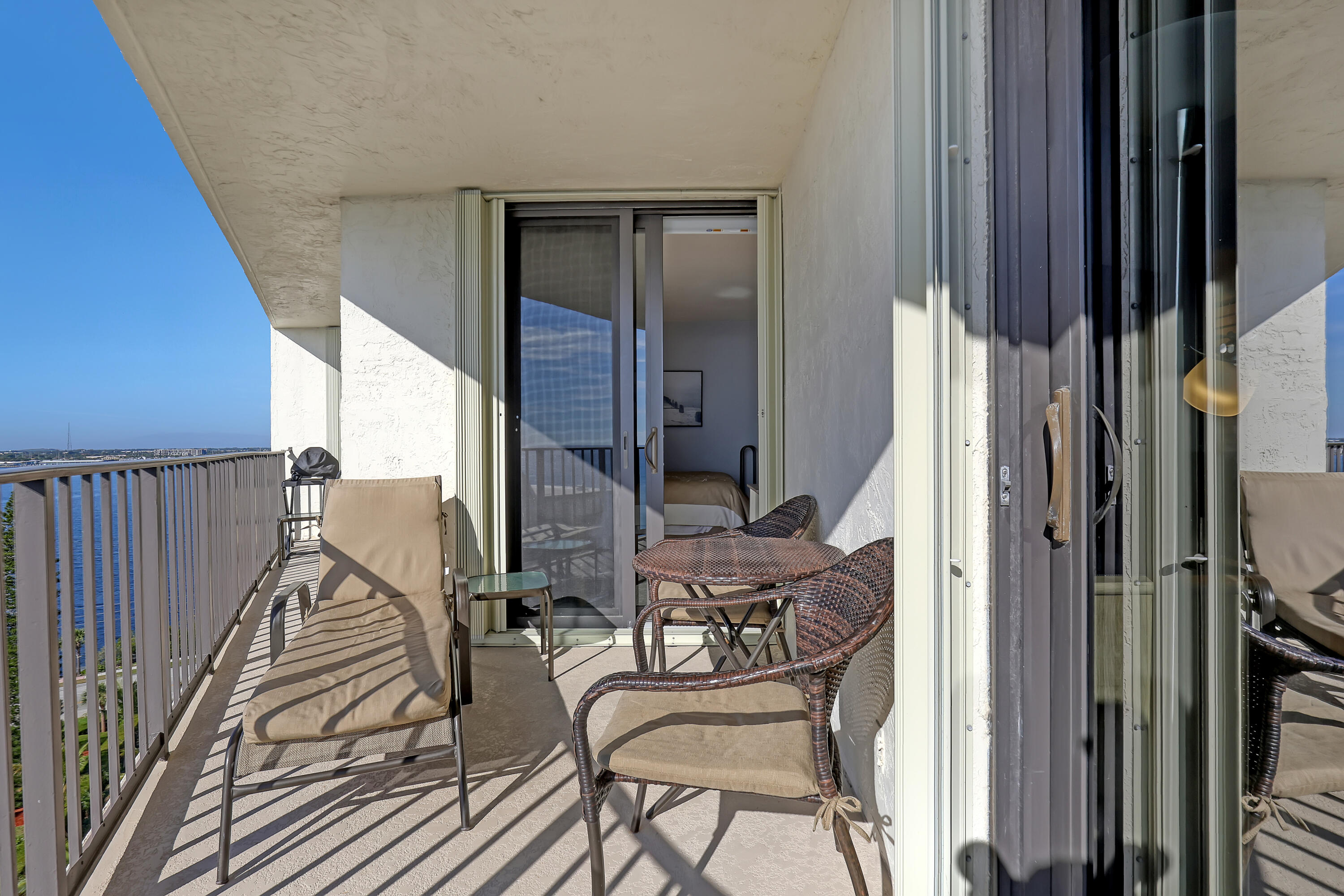 5420 N Ocean Drive 1106 Property Photo 29