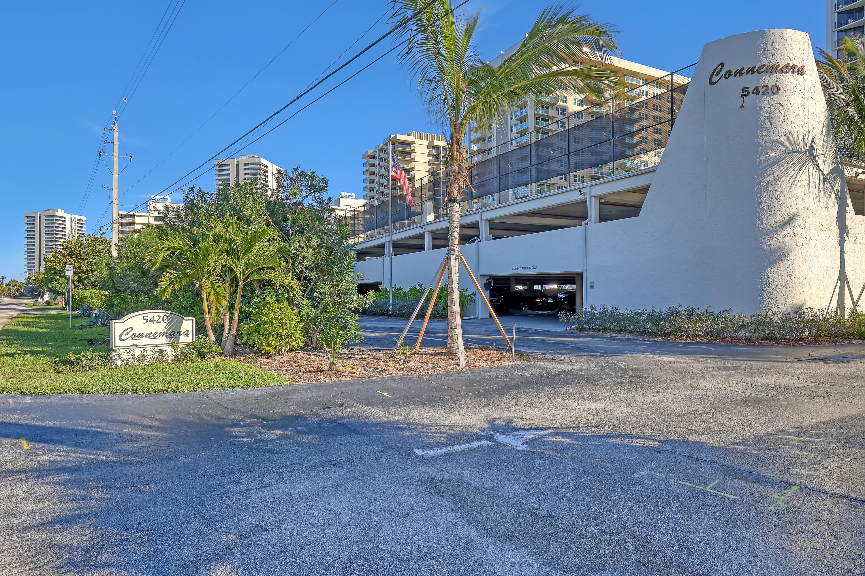 5420 N Ocean Drive 1106 Property Photo 35