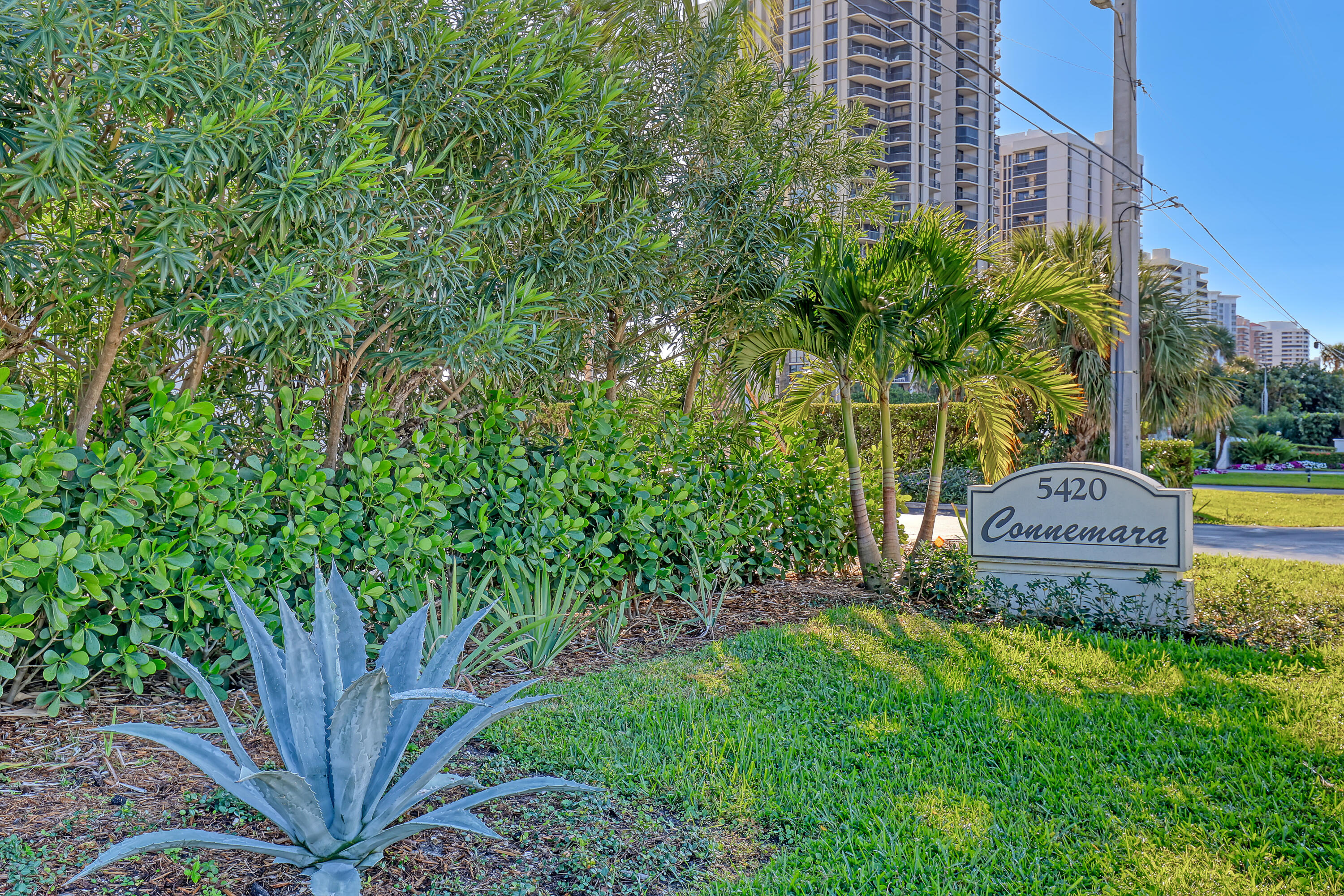 5420 N Ocean Drive 1106 Property Photo 36