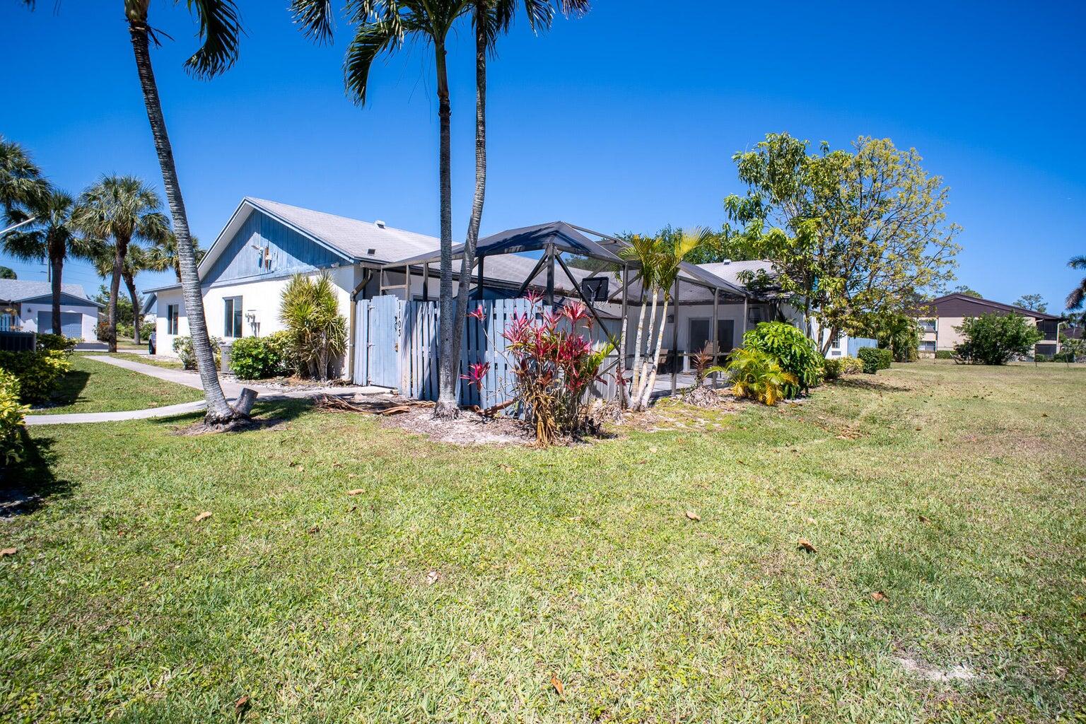 1103 Timberlane Circle