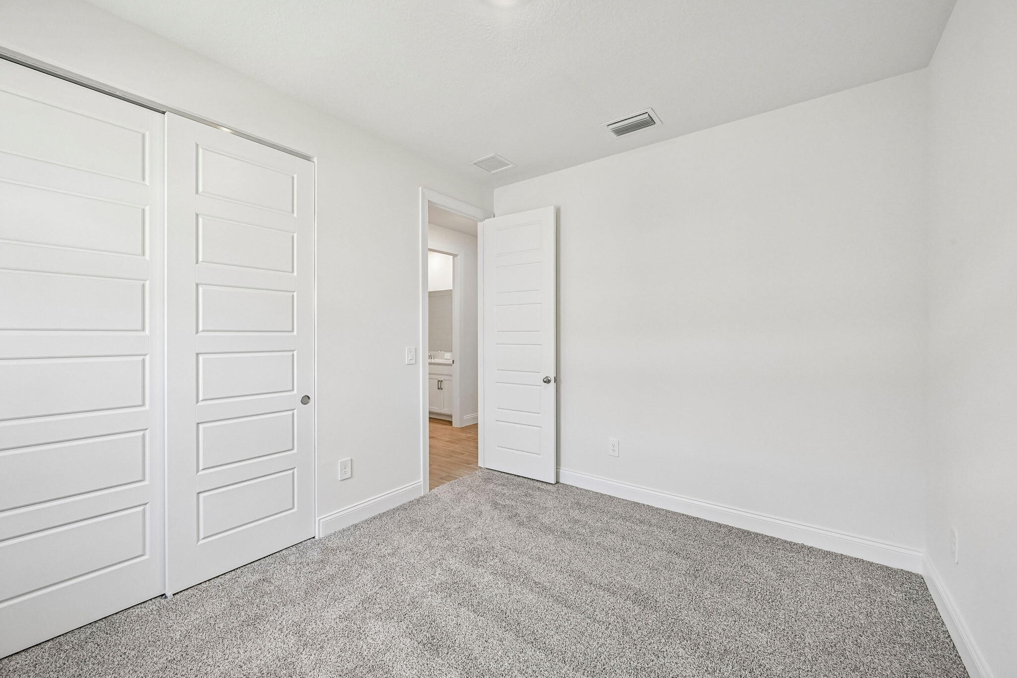 5621 Hampton Park Circle Property Photo 30