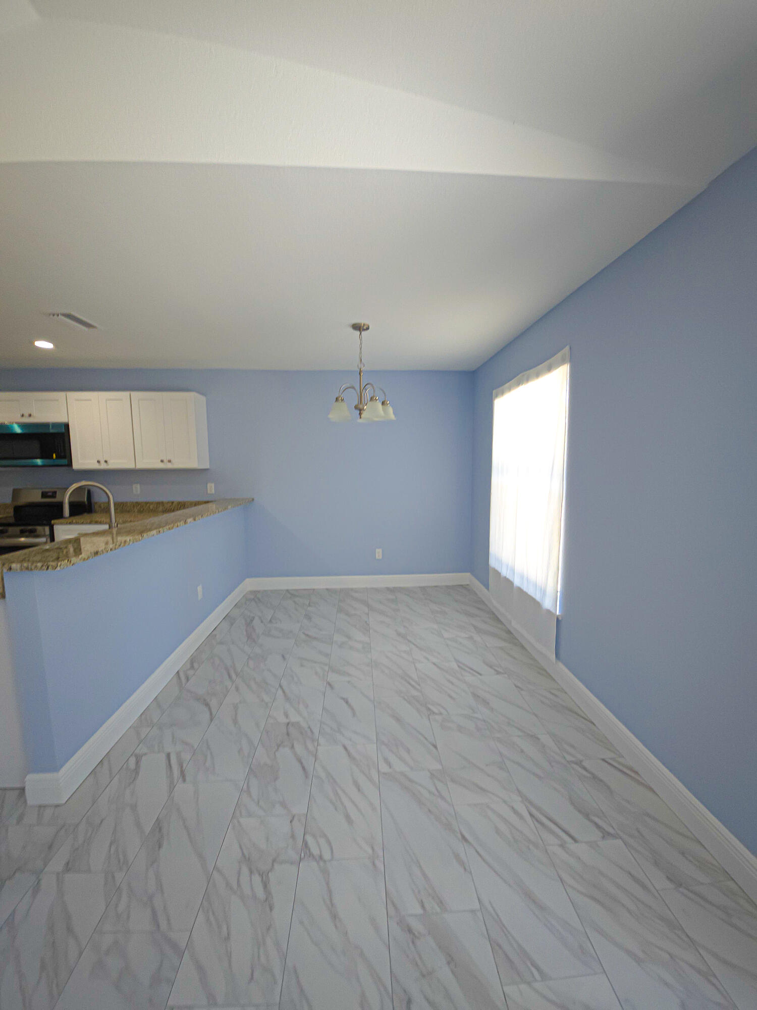 450 Kemper Avenue Property Photo 9