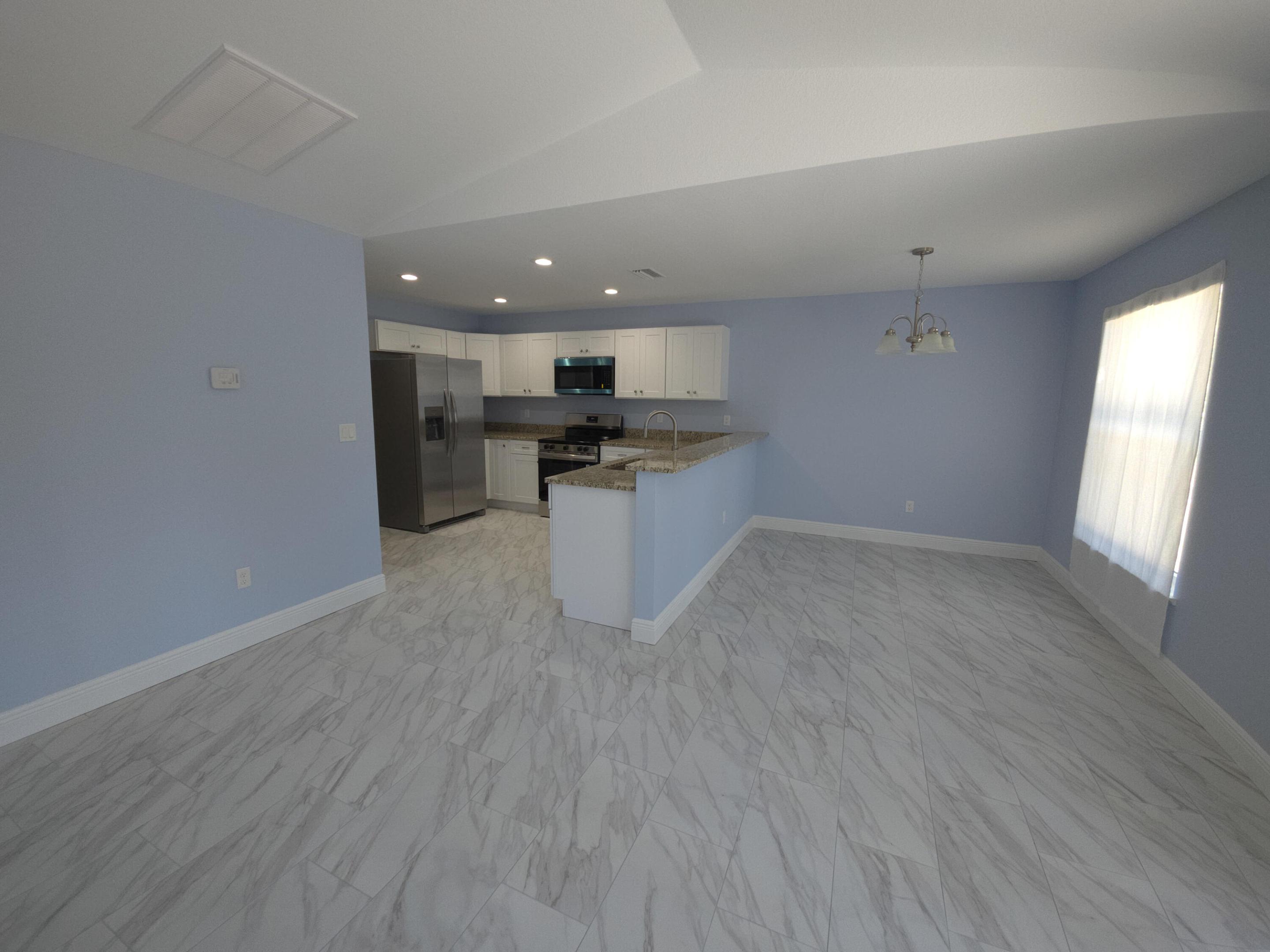 450 Kemper Avenue Property Photo 10