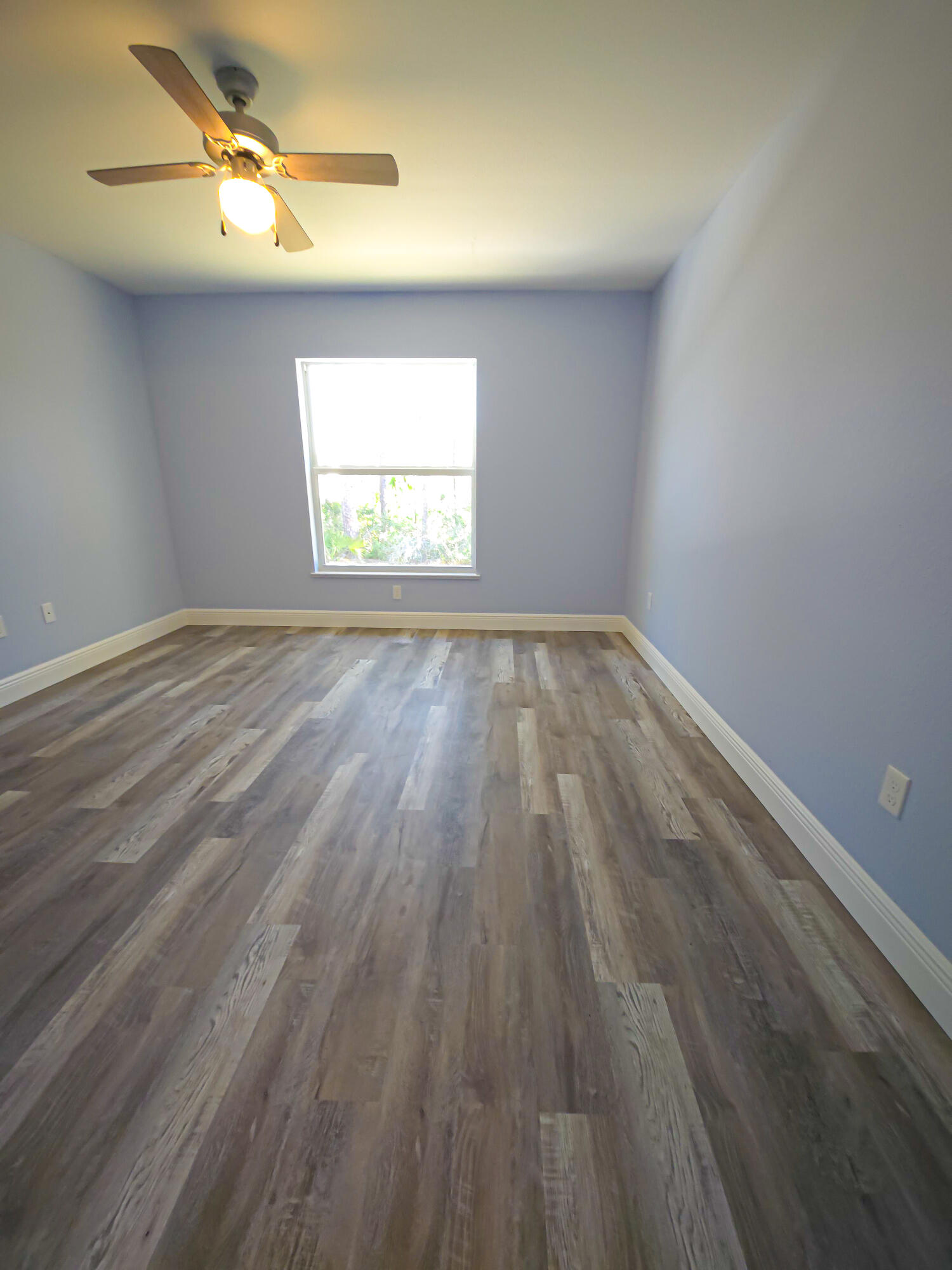 450 Kemper Avenue Property Photo 16