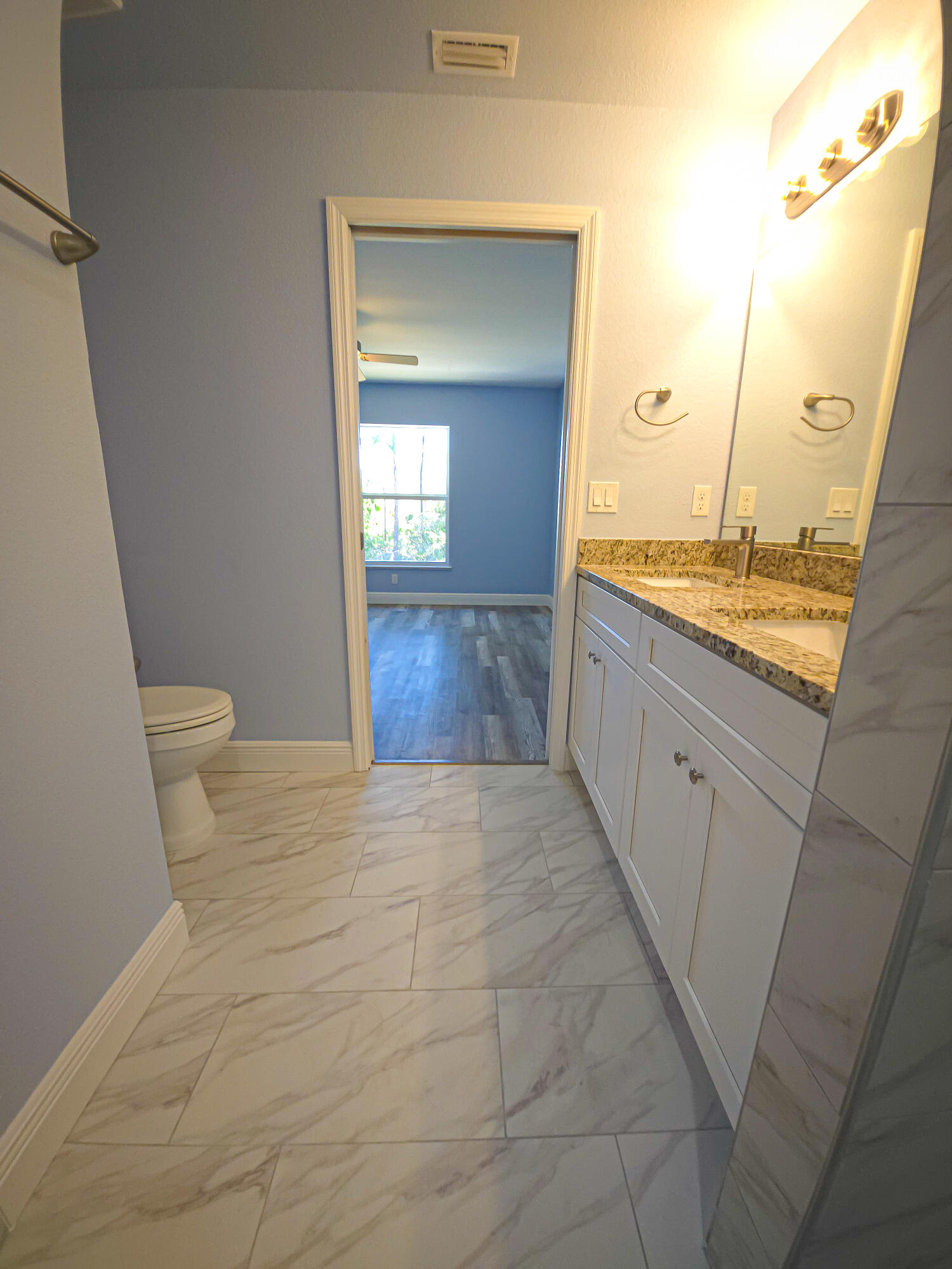 450 Kemper Avenue Property Photo 17