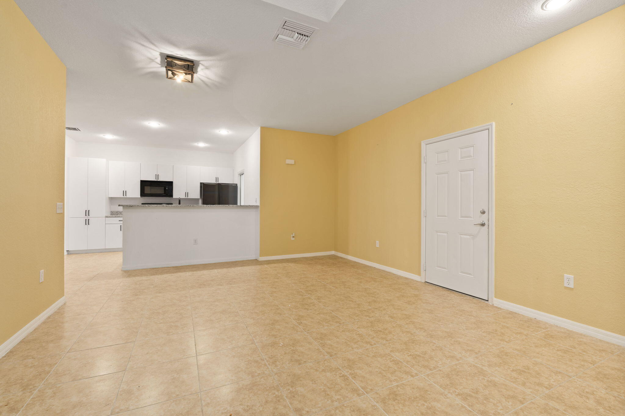1863 S Dovetail Drive B1 Property Photo 9