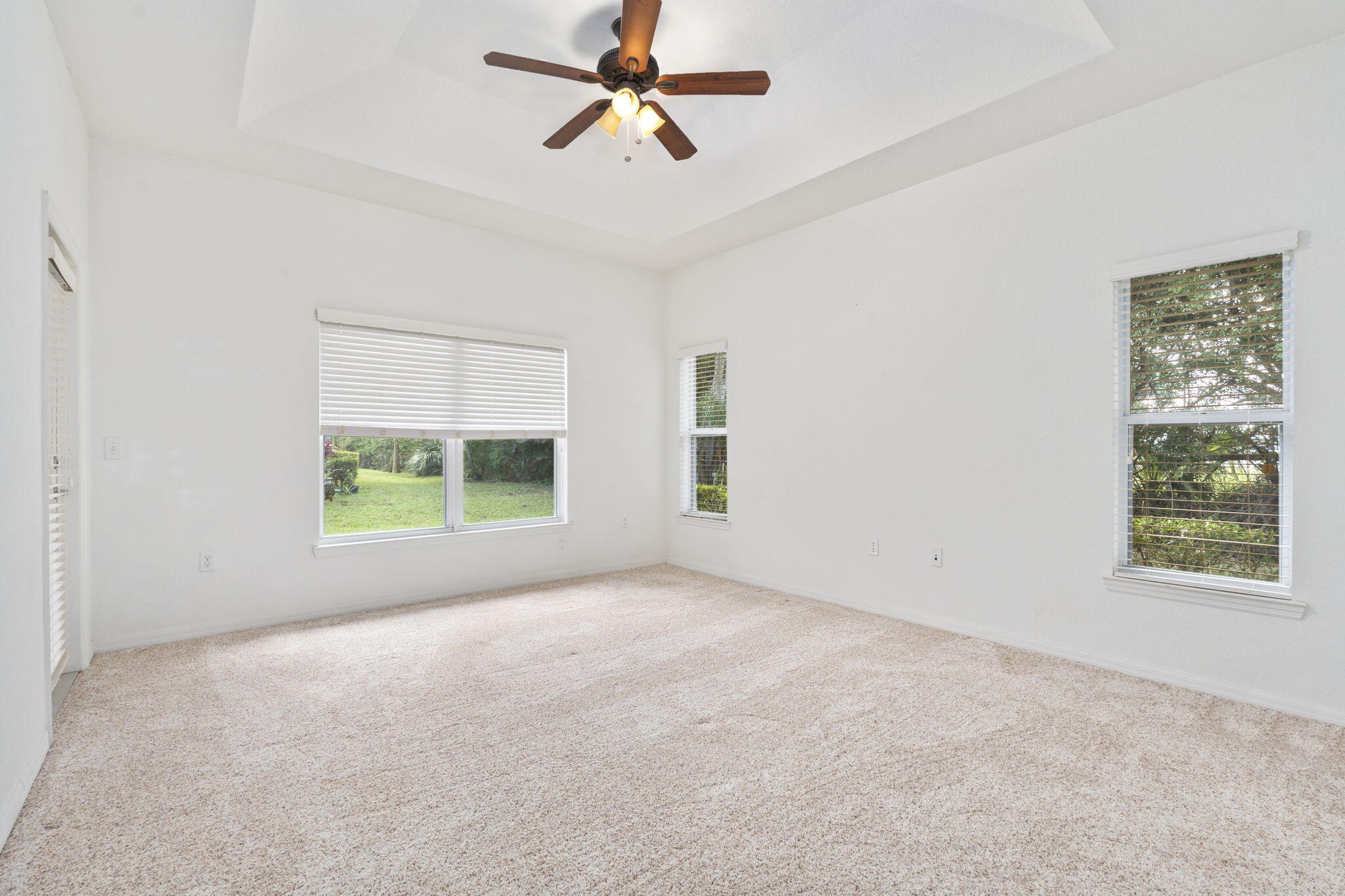 1863 S Dovetail Drive B1 Property Photo 17