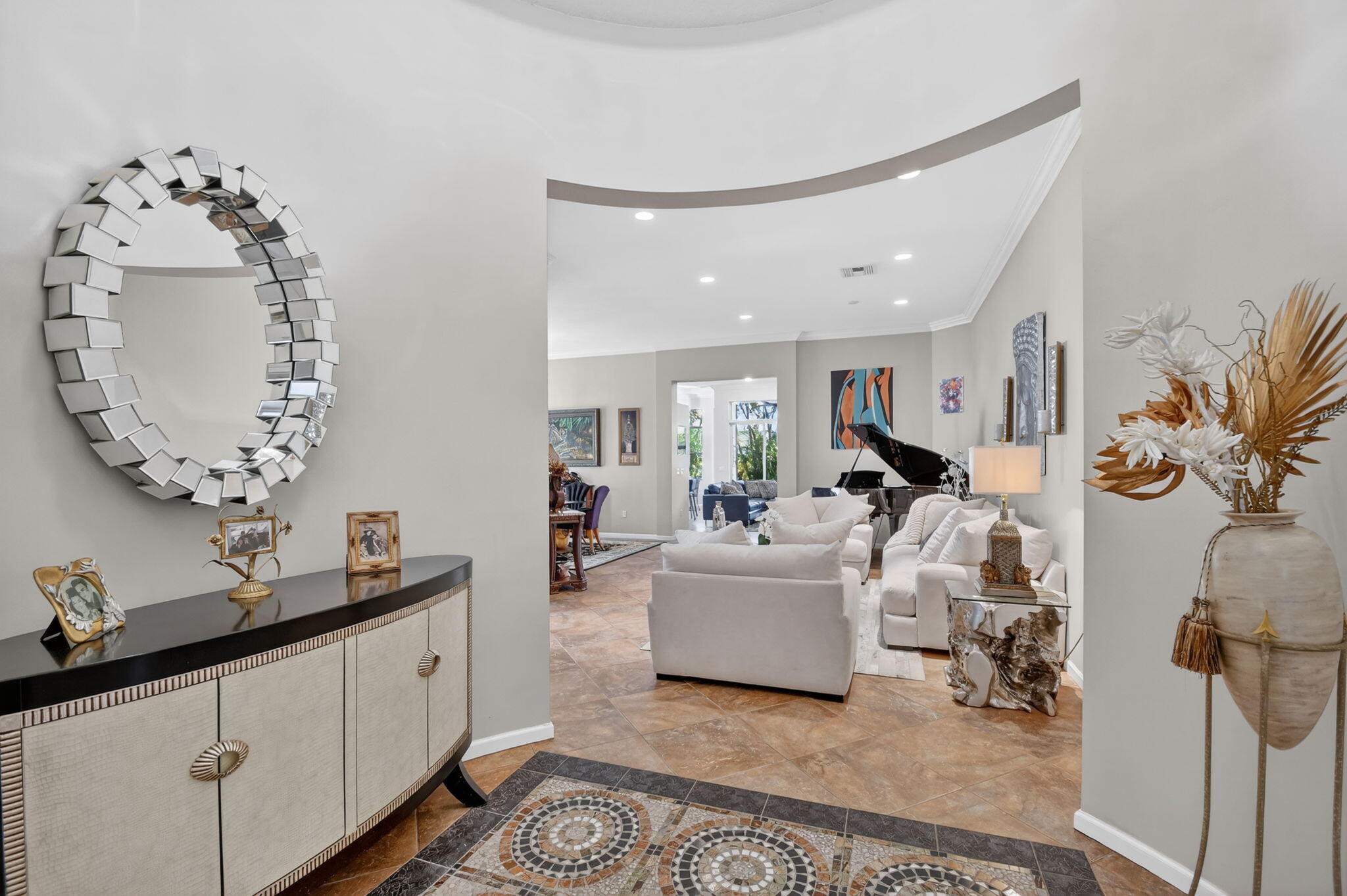 9842 Via Elegante Property Photo 5