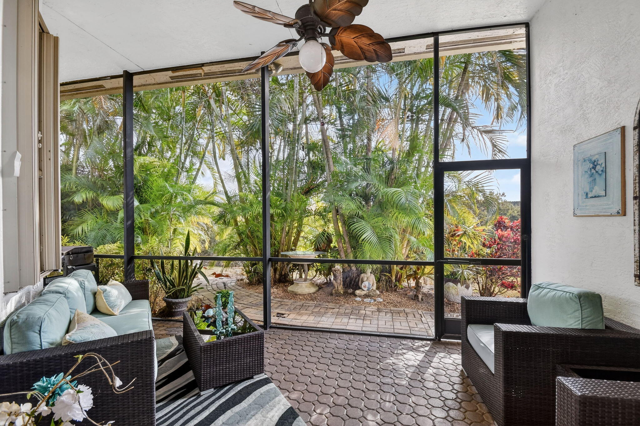 9842 Via Elegante Property Photo 11