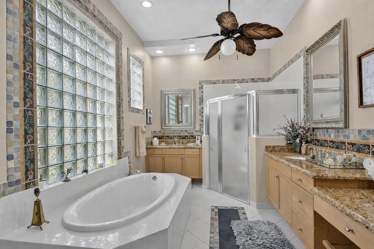 9842 Via Elegante Property Photo 16
