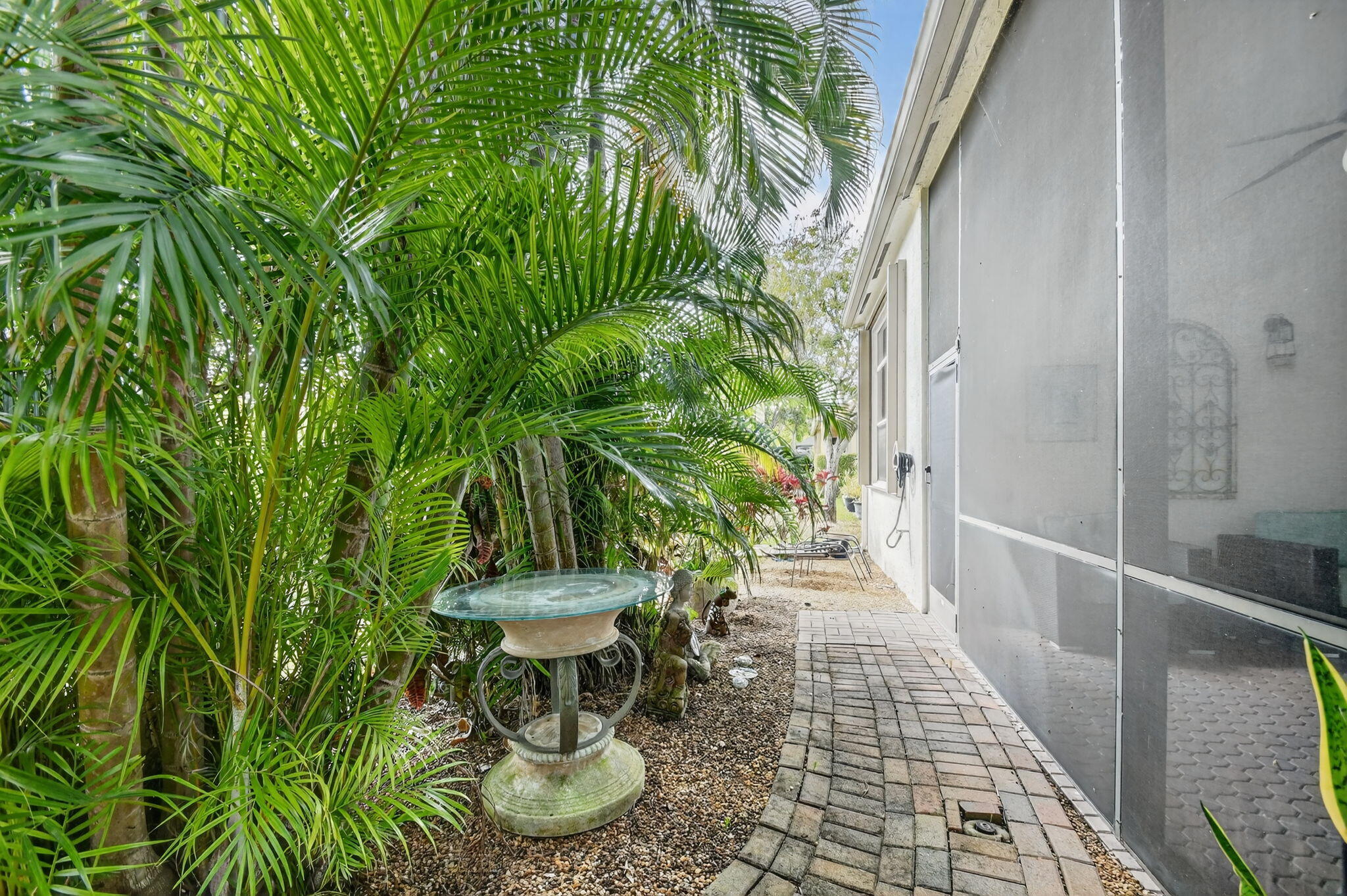 9842 Via Elegante Property Photo 37