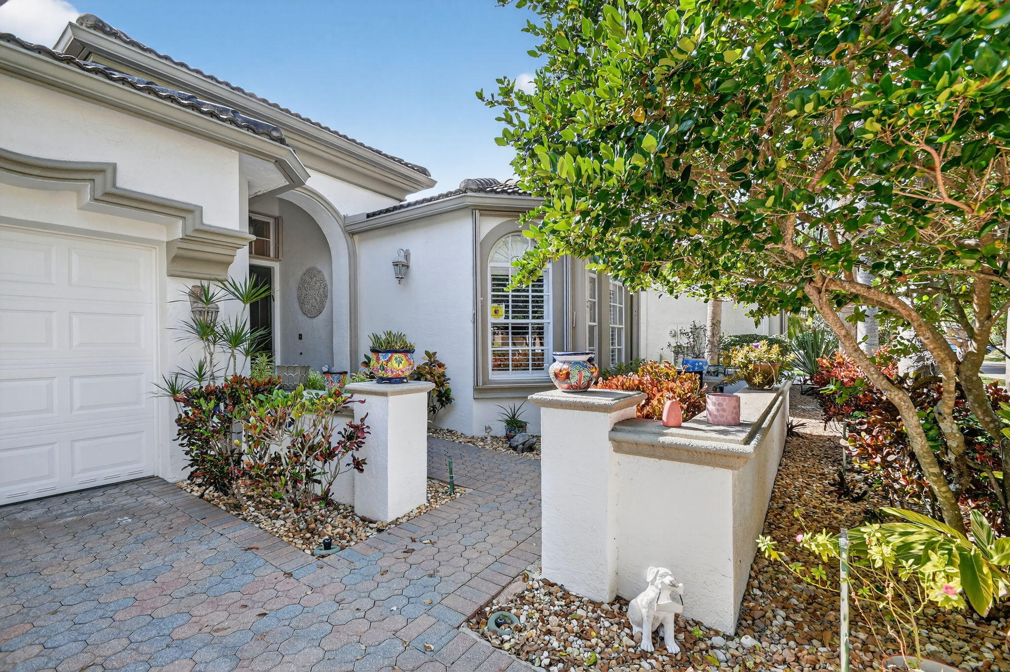 9842 Via Elegante Property Photo 54
