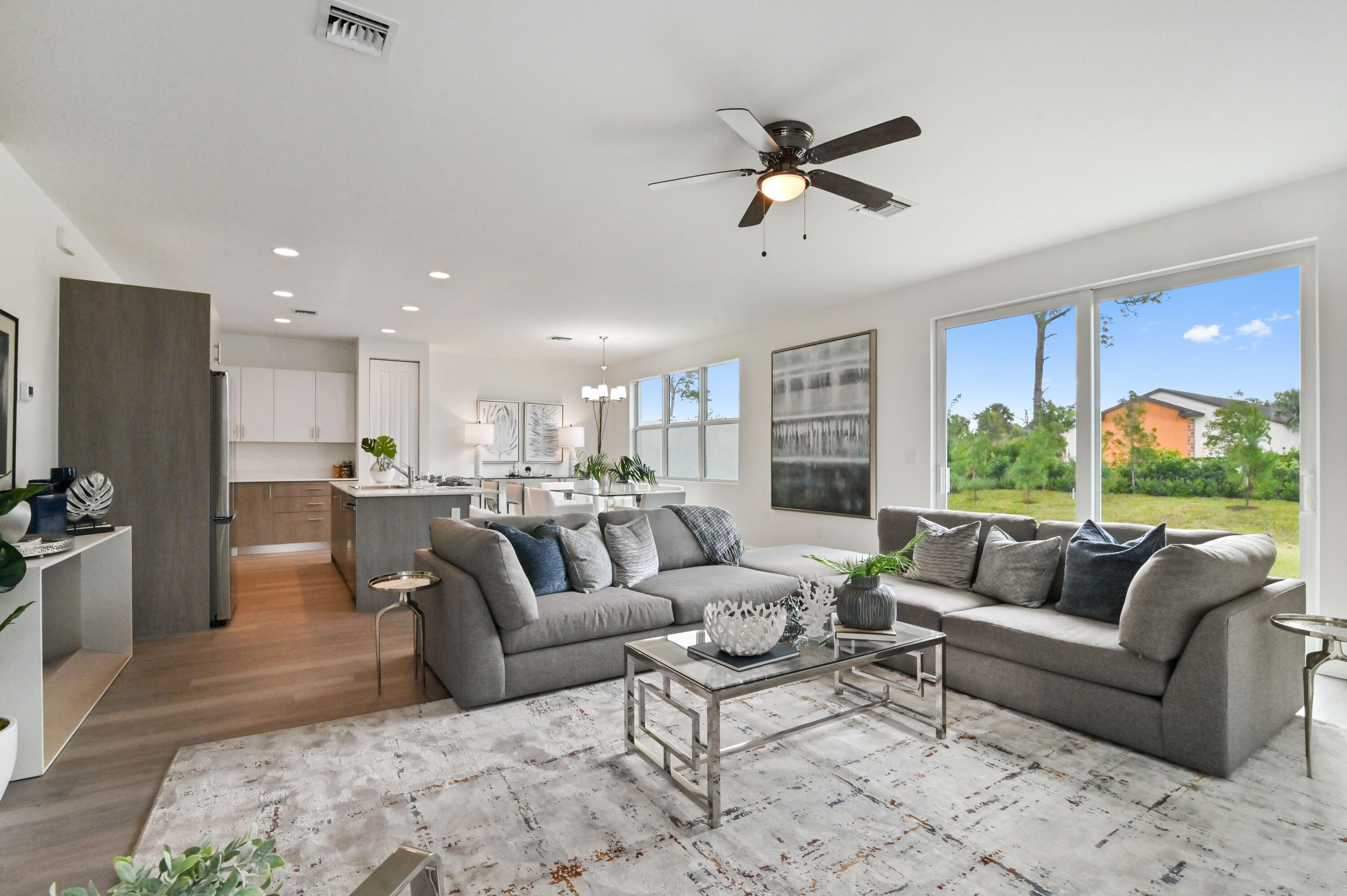 6383 Tenor Drive Property Photo 10