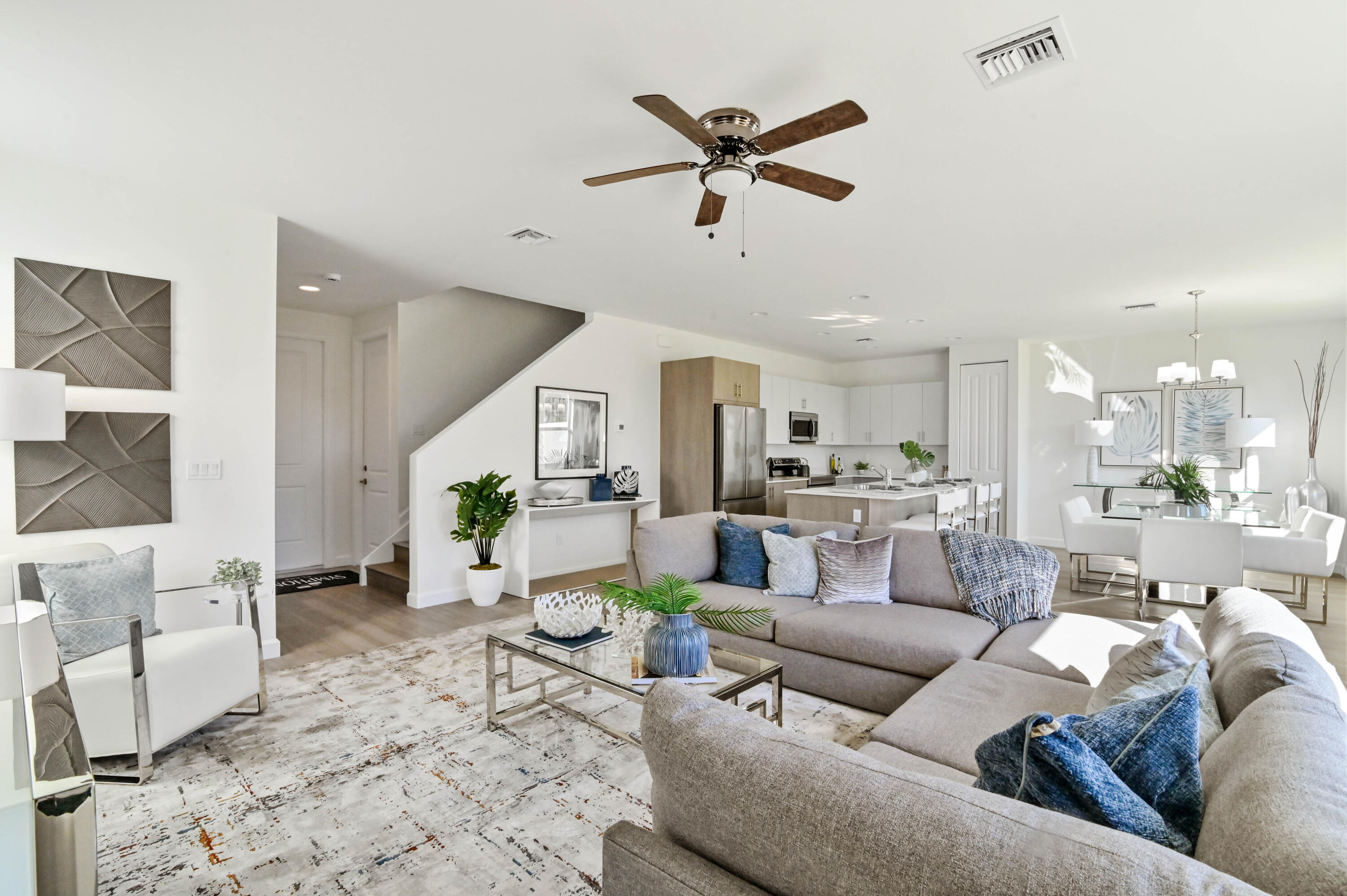 6383 Tenor Drive Property Photo 14