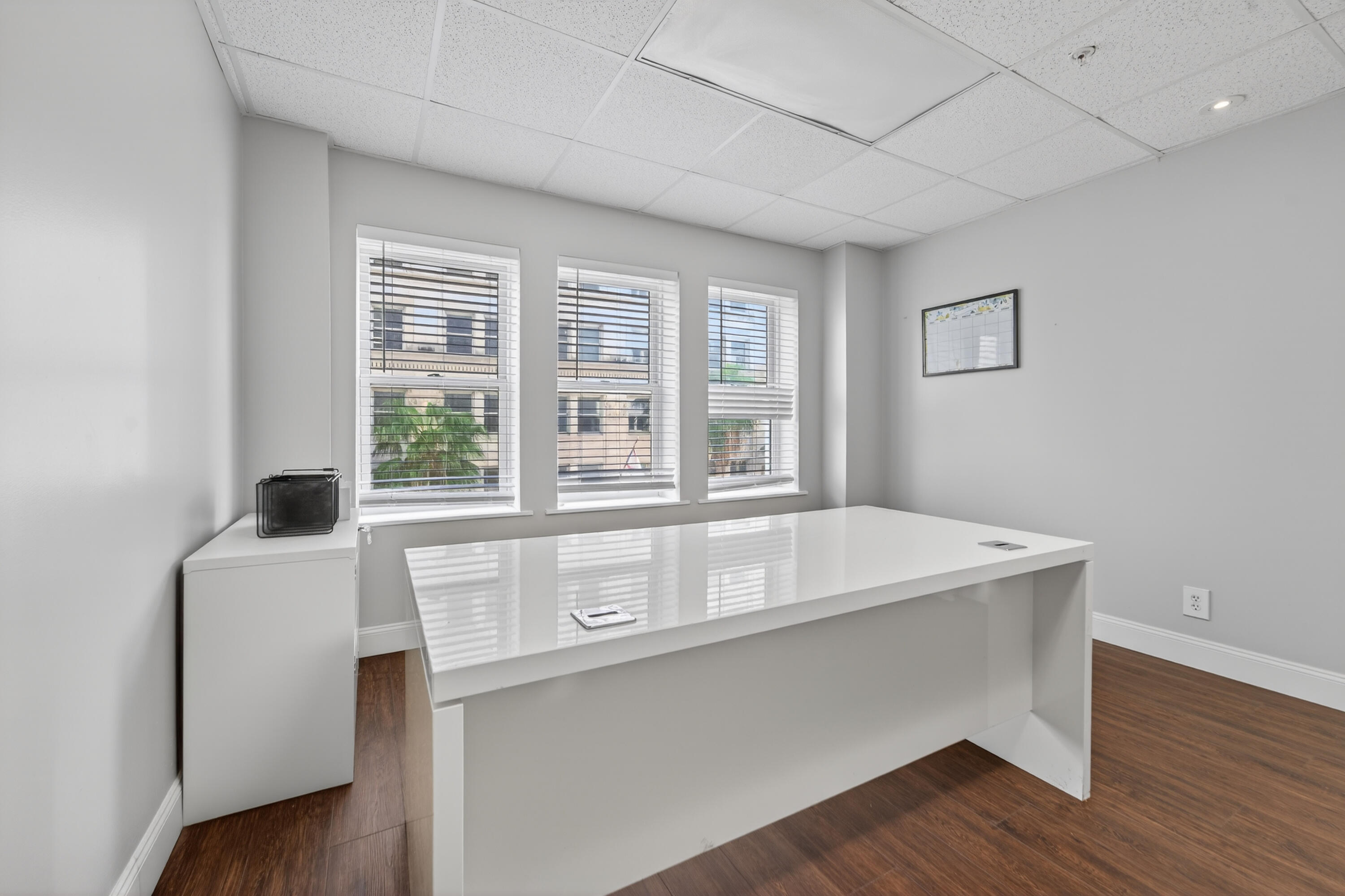 120 S Olive Avenue 303 Property Photo 10
