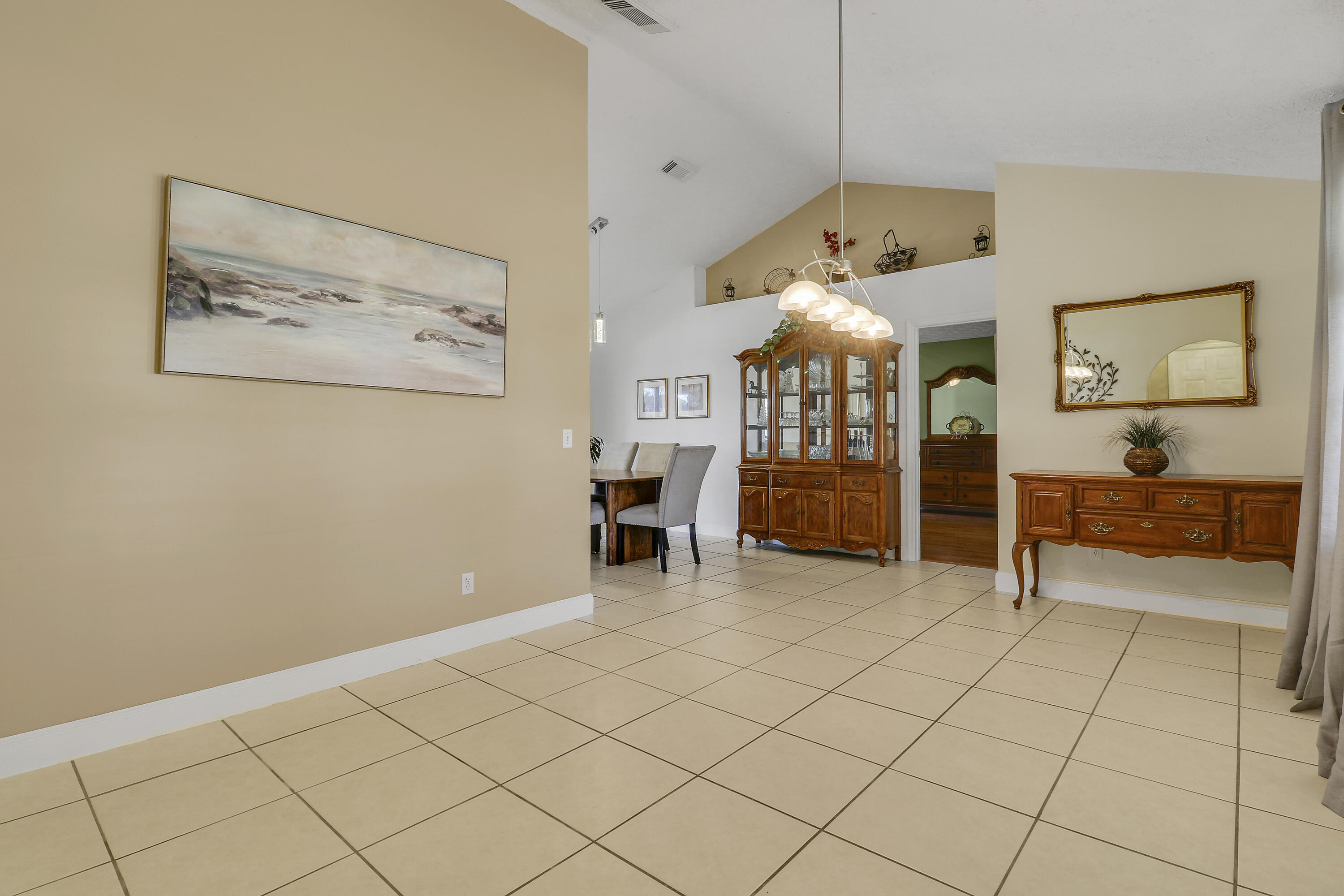 2374 Sw Chateau Terrace Property Photo 15