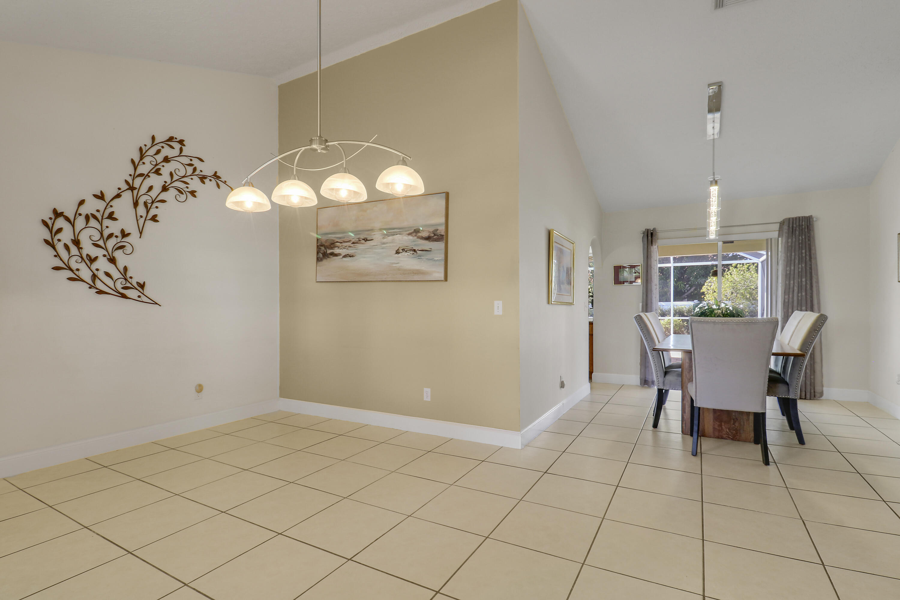 2374 Sw Chateau Terrace Property Photo 18