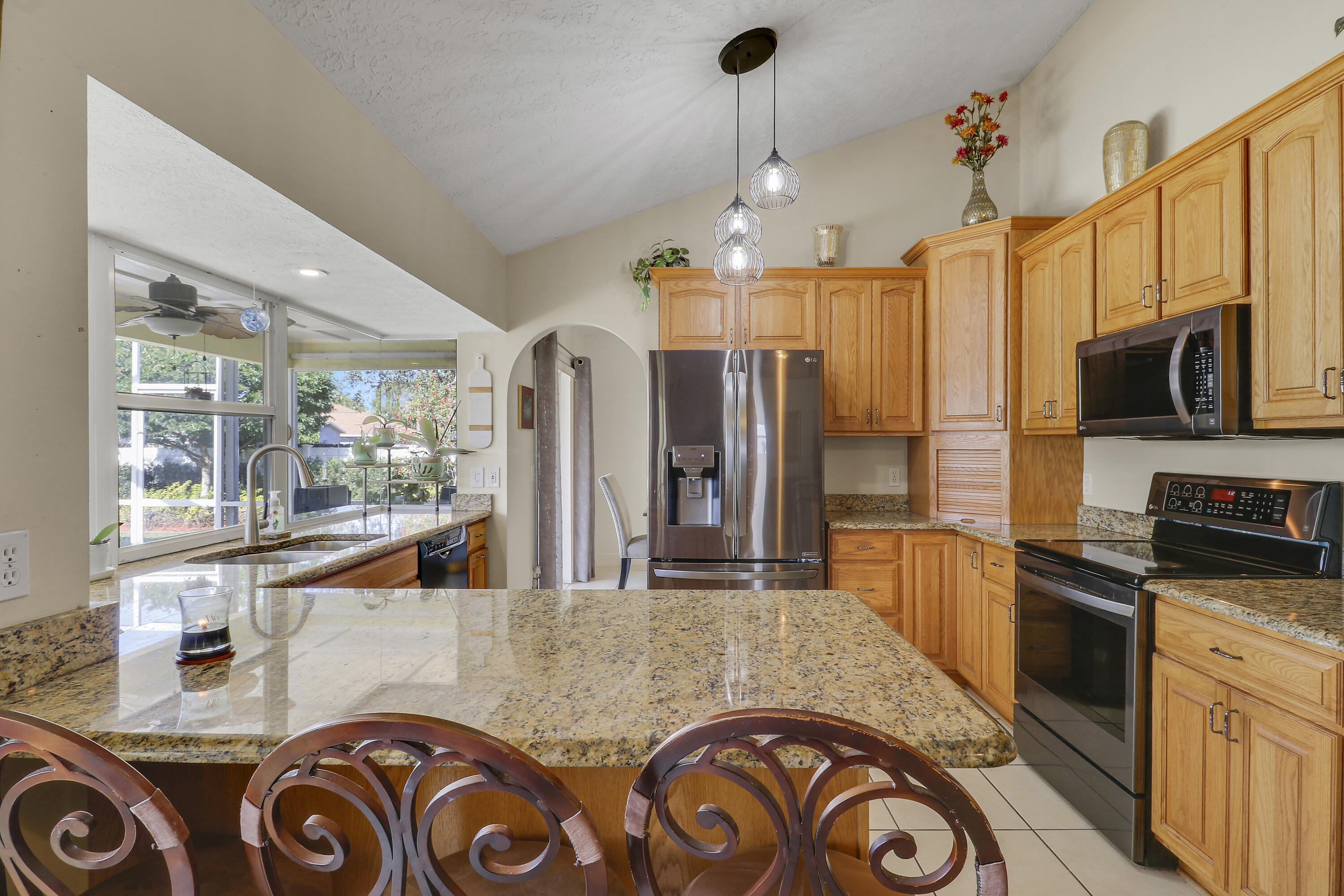 2374 Sw Chateau Terrace Property Photo 22