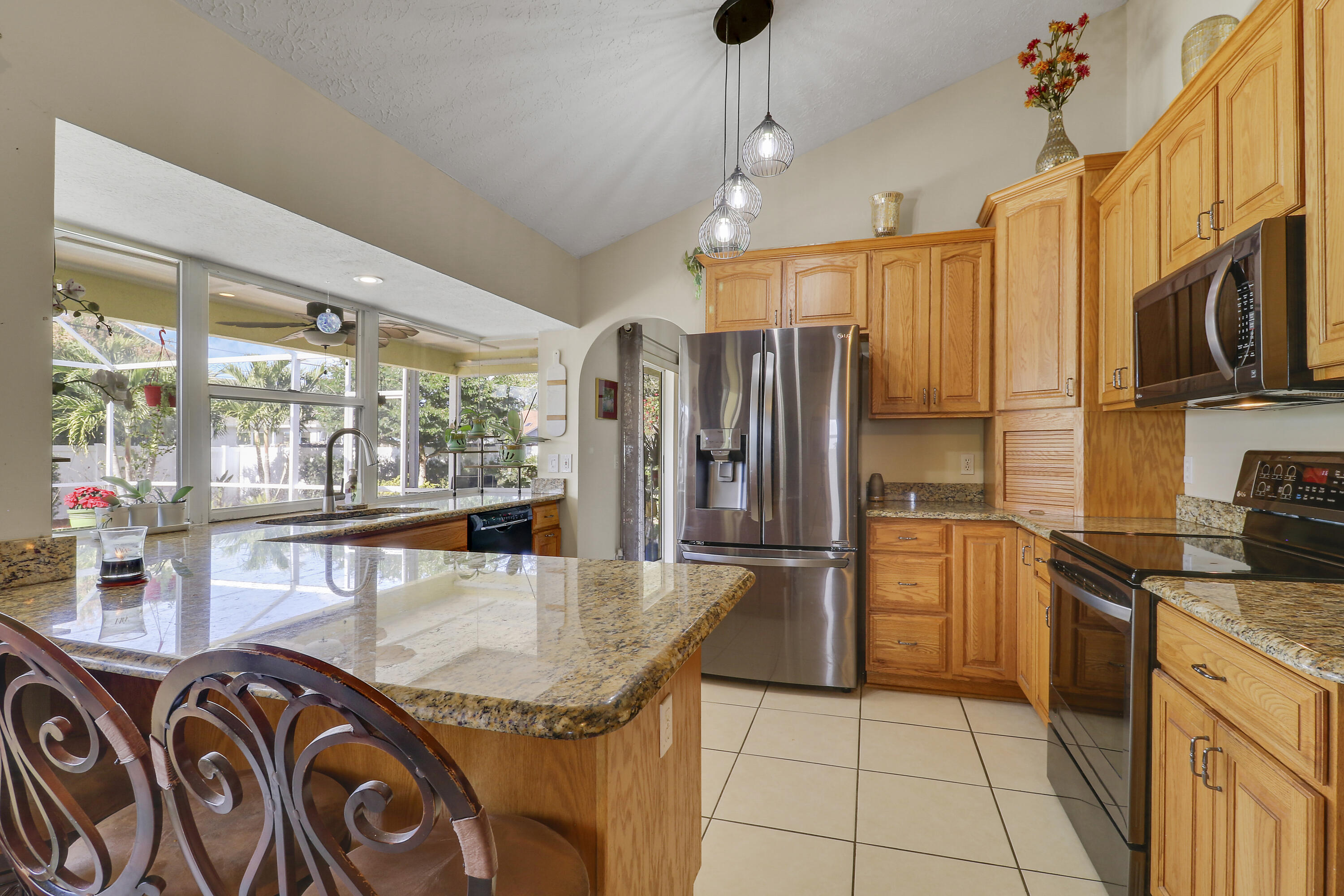 2374 Sw Chateau Terrace Property Photo 23