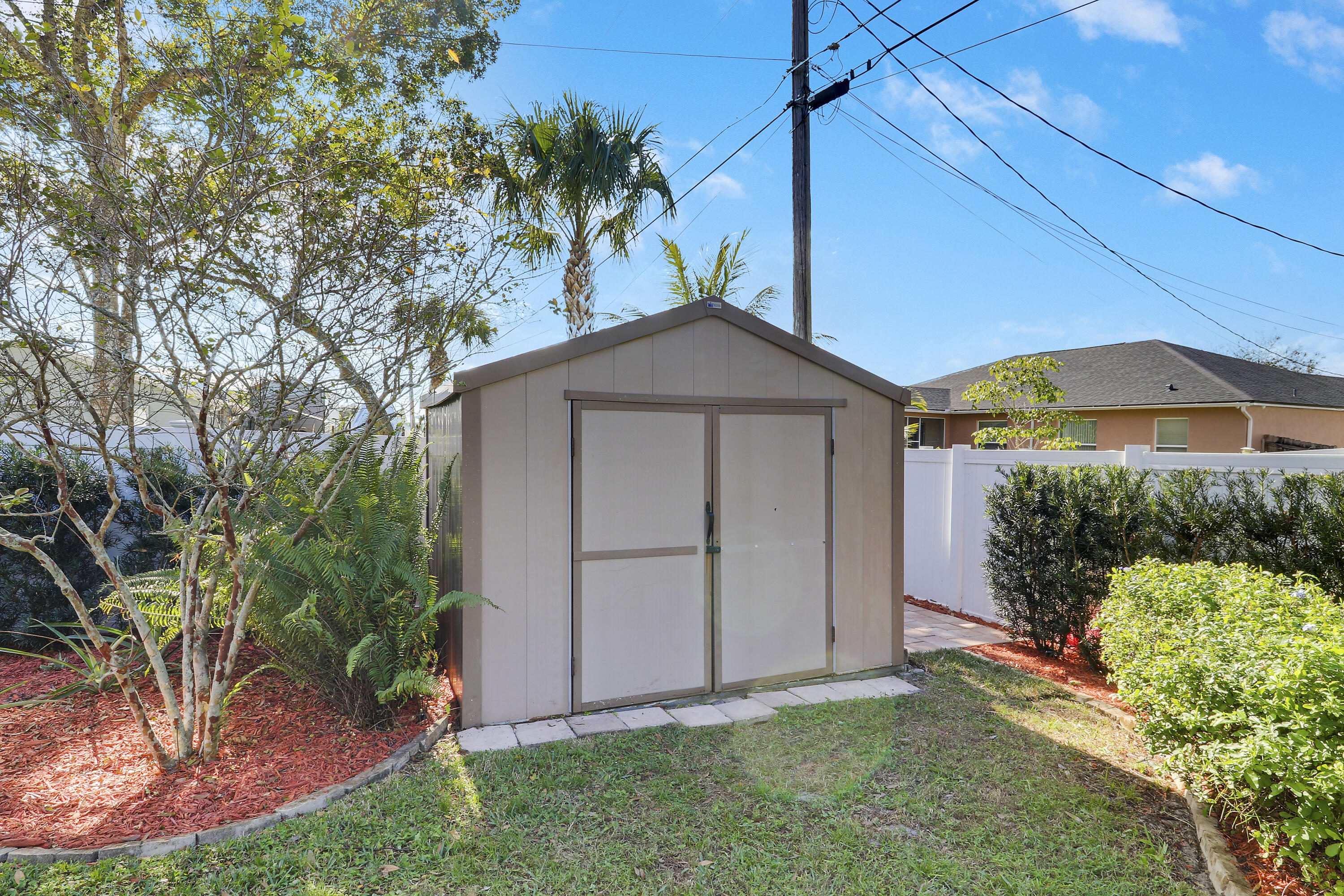 2374 Sw Chateau Terrace Property Photo 37