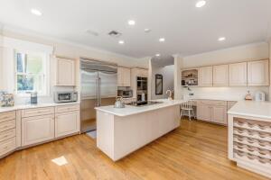 901 Se Riverside Drive Property Photo 39