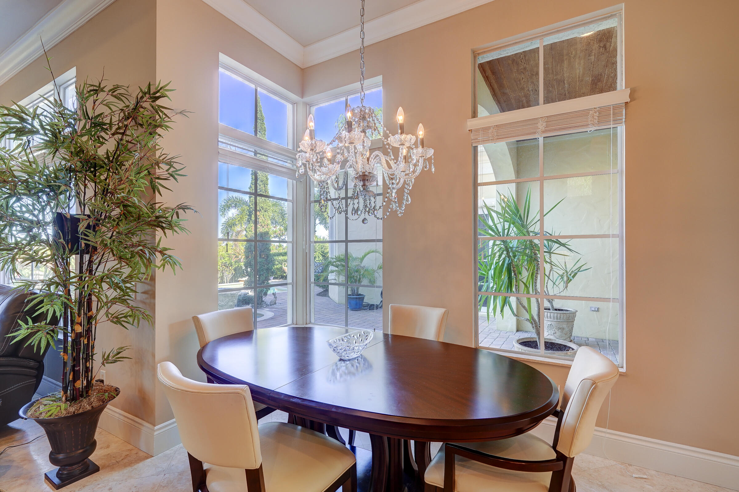 190 Se Bella Strano Property Photo 33