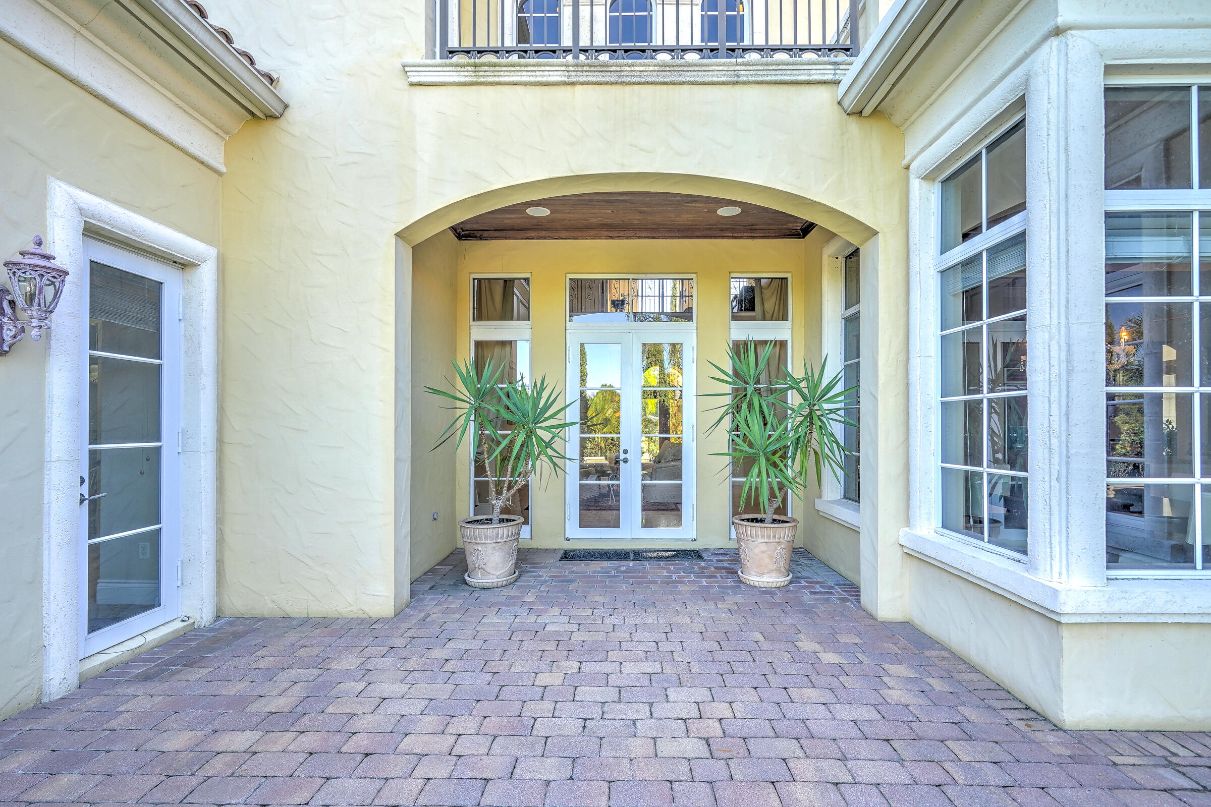 190 Se Bella Strano Property Photo 47