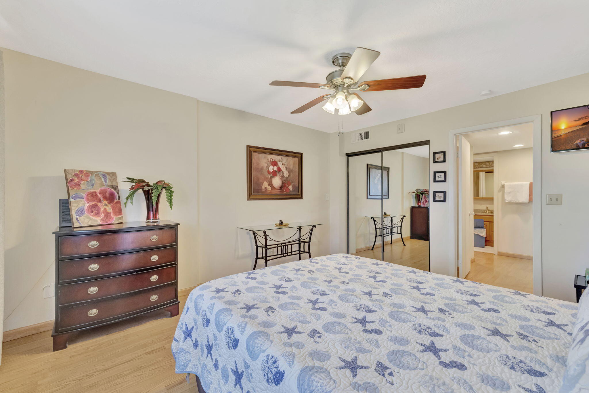2400 S Ocean Drive 925 Property Photo 13
