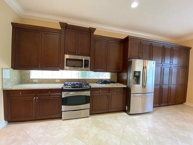 9504 Equus Circle Property Photo 8