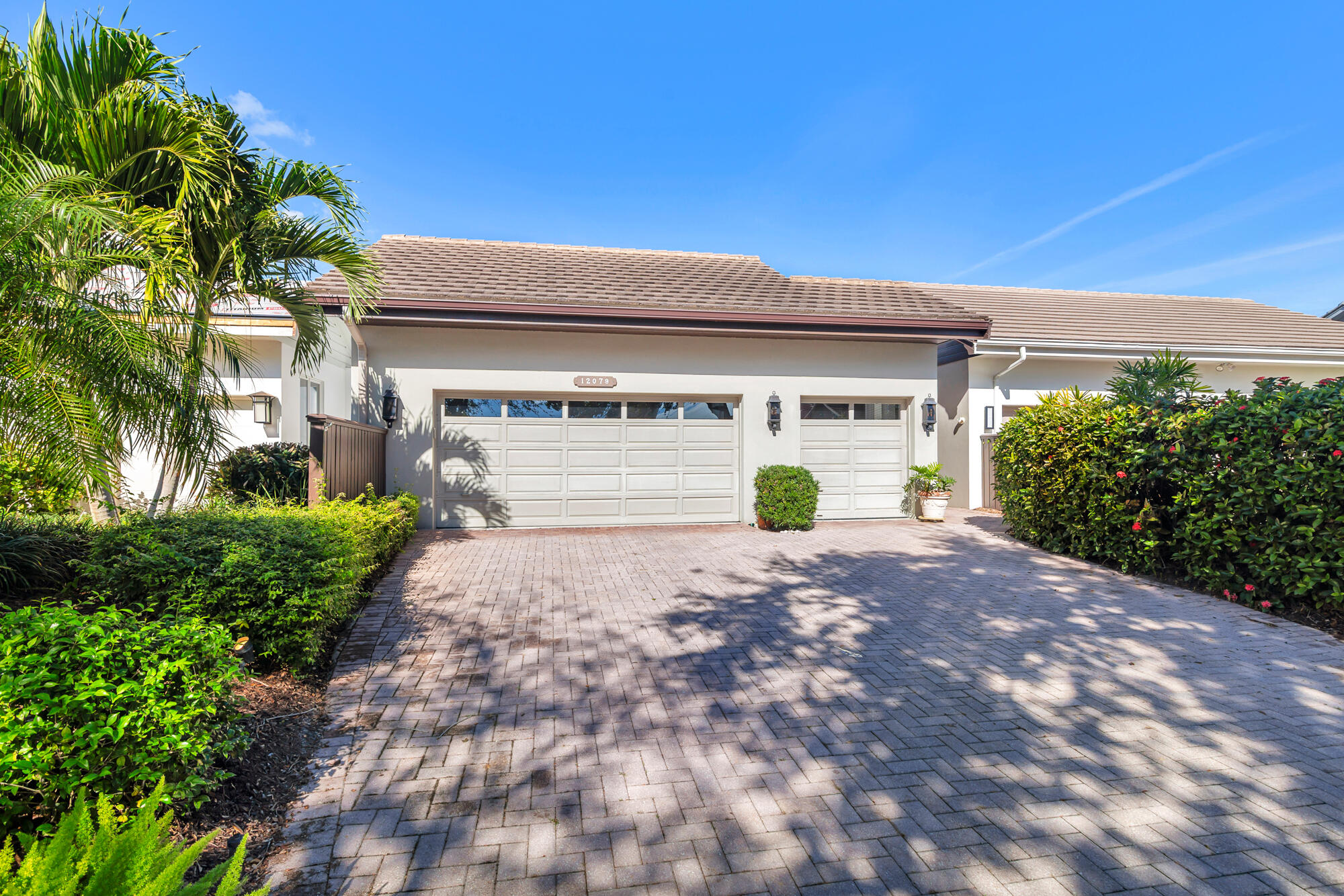 12079 Se Birkdale Run Property Photo 2