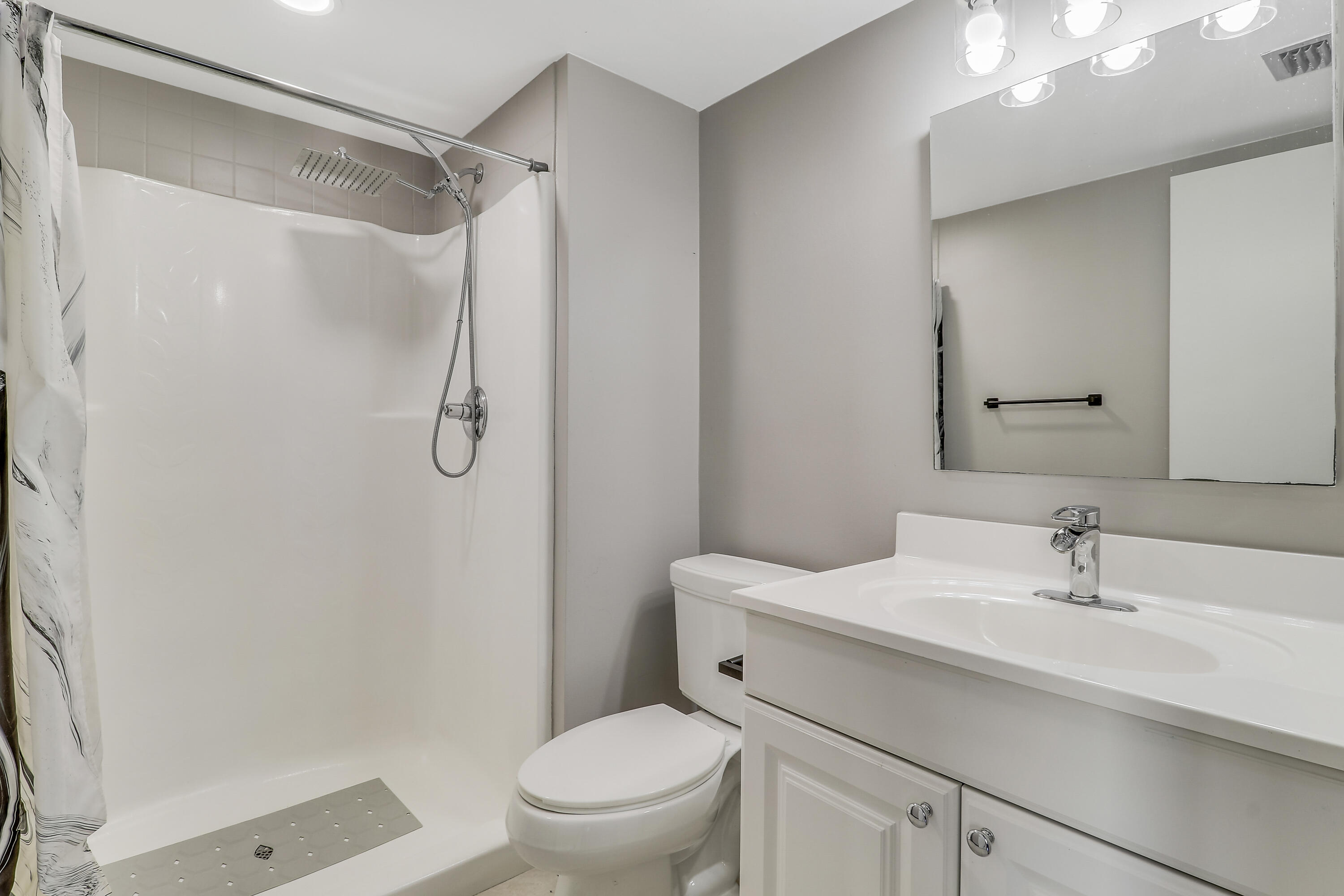 6370 Chasewood Drive A-3 Property Photo 13