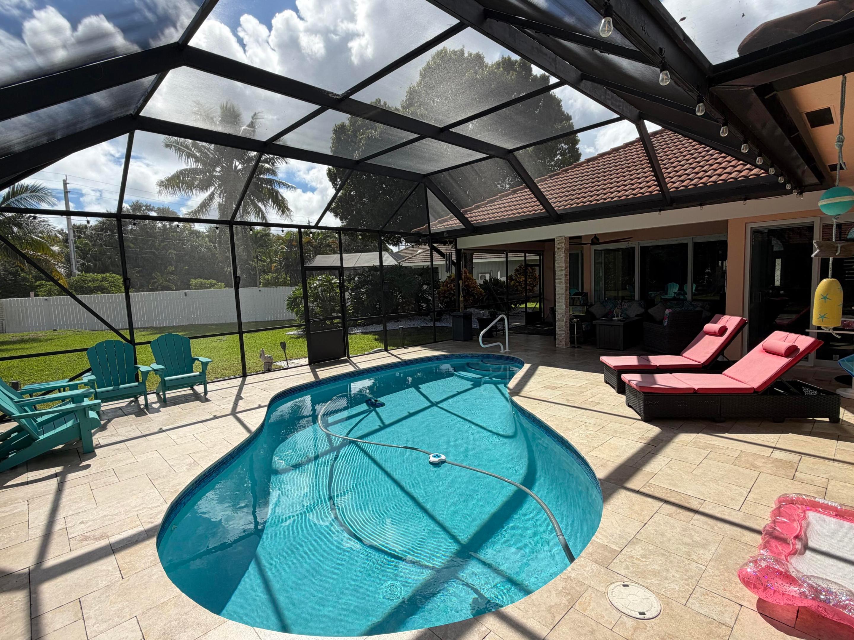 9050 Cypress Hollow Drive Property Photo 29