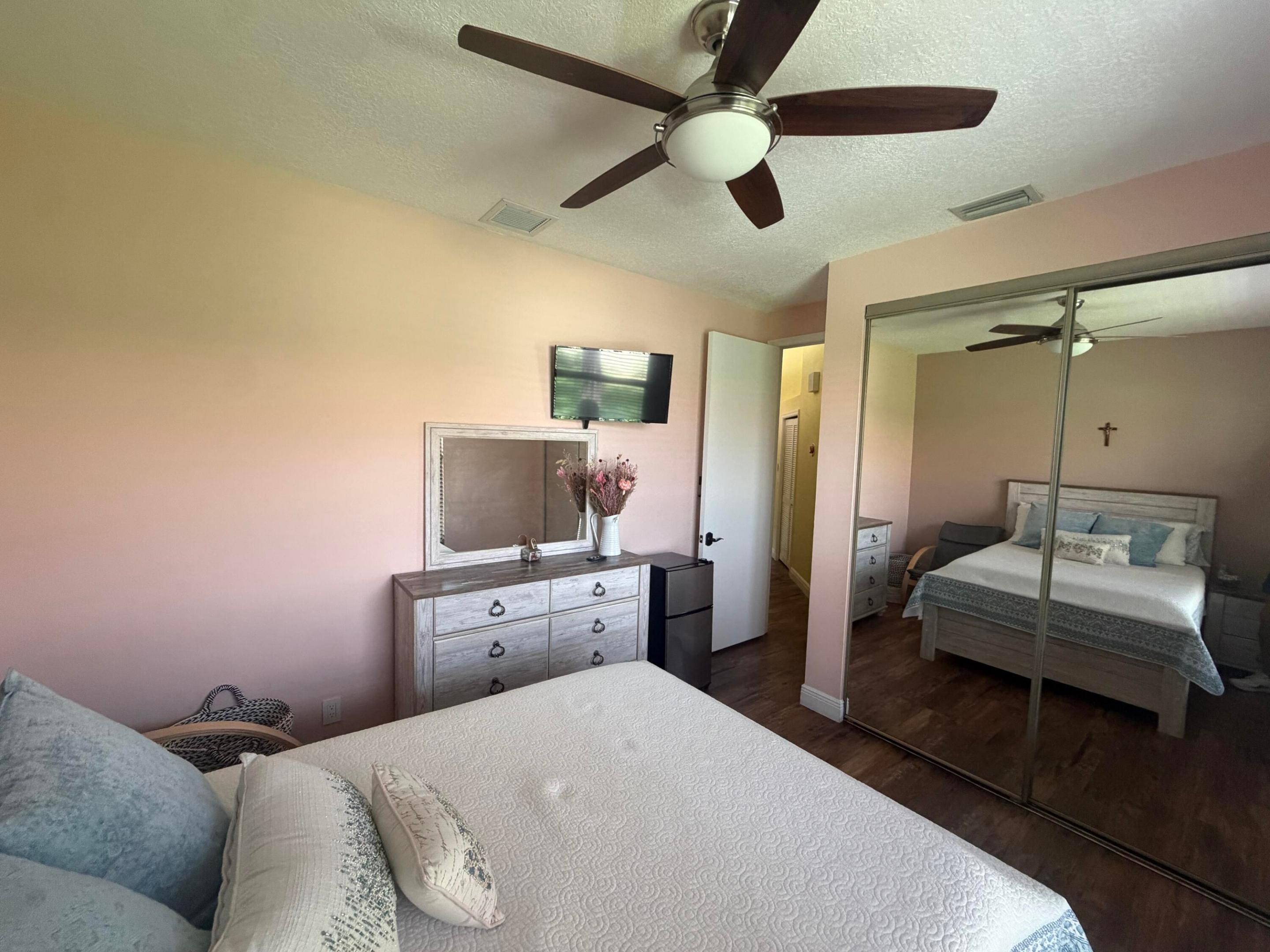 9050 Cypress Hollow Drive Property Photo 48