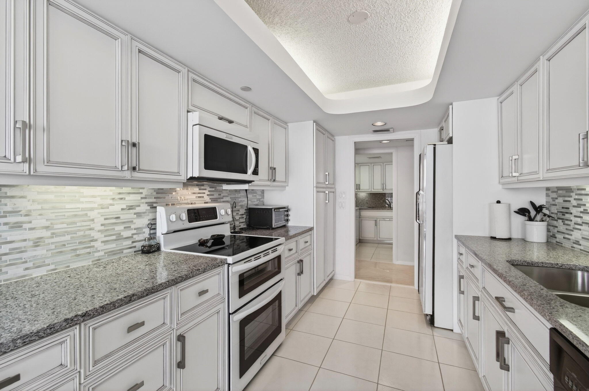 3210 S Ocean Boulevard 704 Property Photo 17