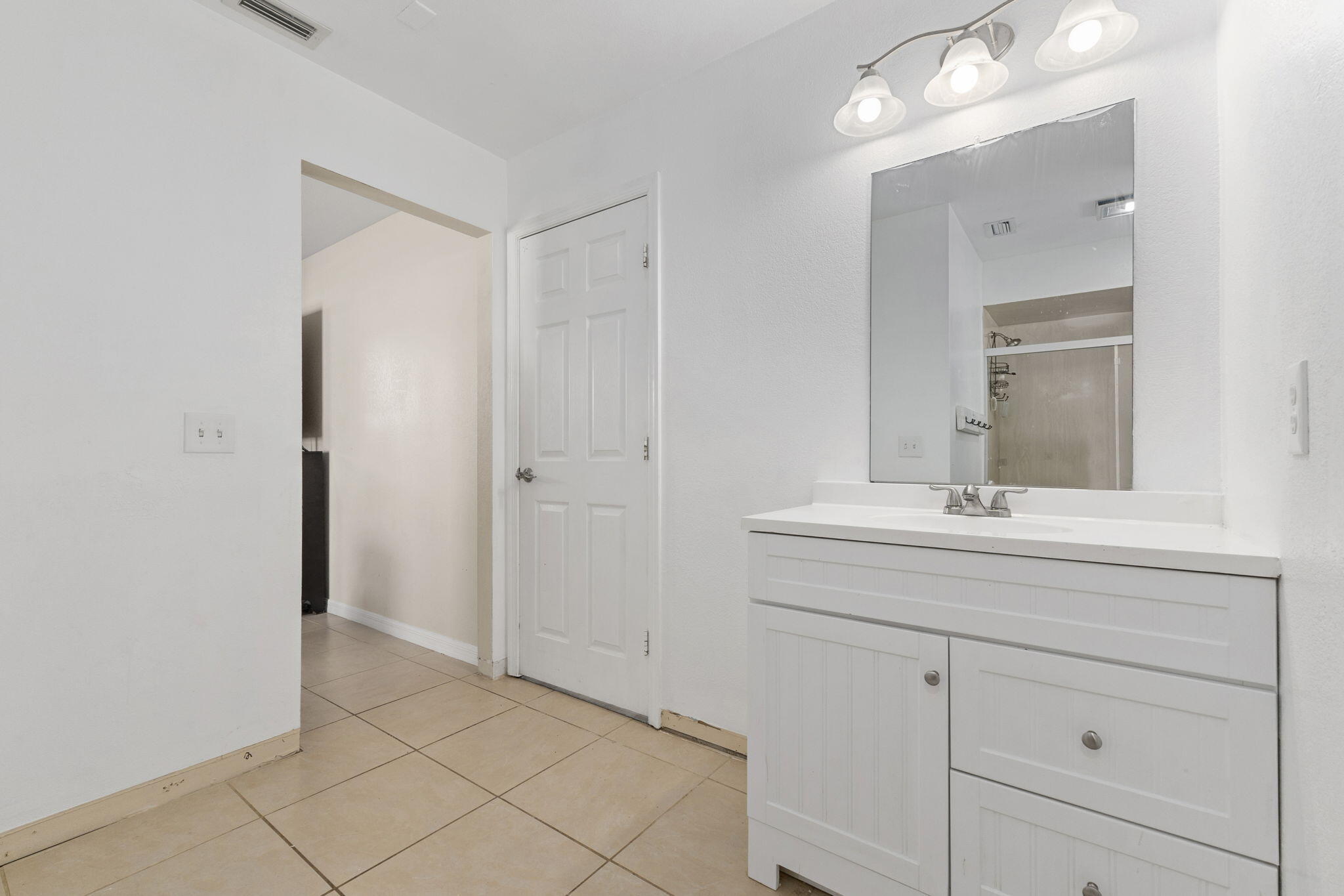 449 Se Oakridge Drive Property Photo 18
