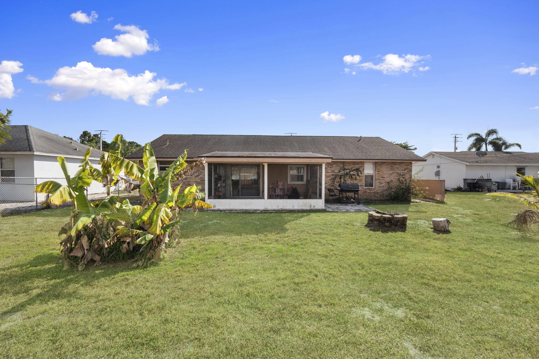449 Se Oakridge Drive Property Photo 29
