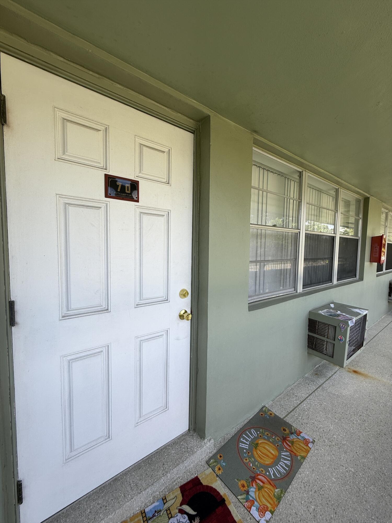 70 Easthampton C Property Photo 1