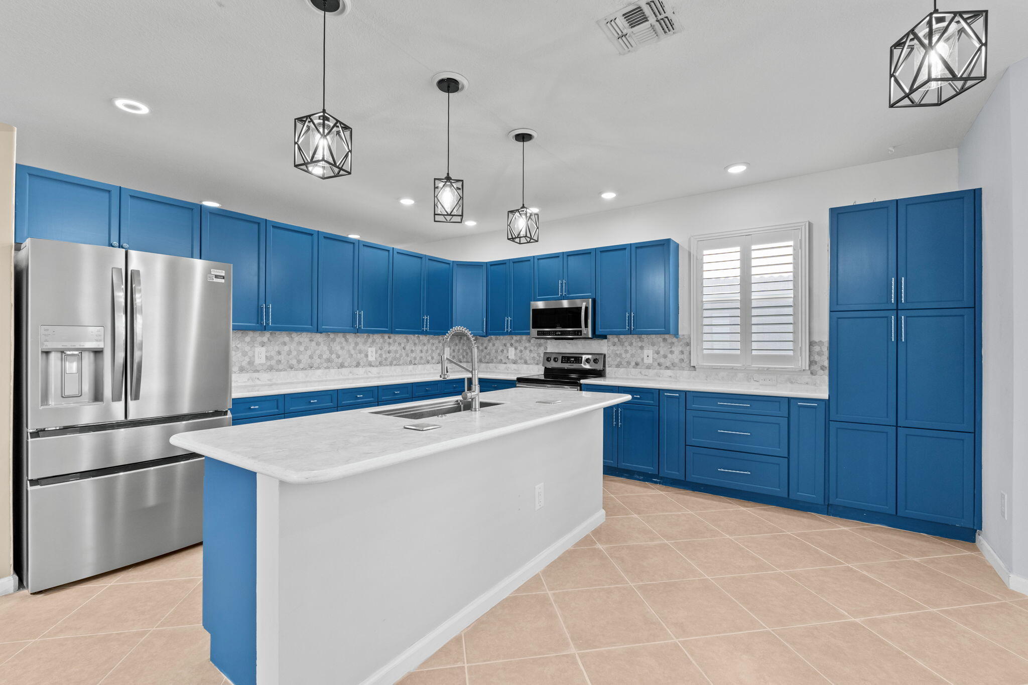 11704 Sw Bennington Circle Property Photo 4