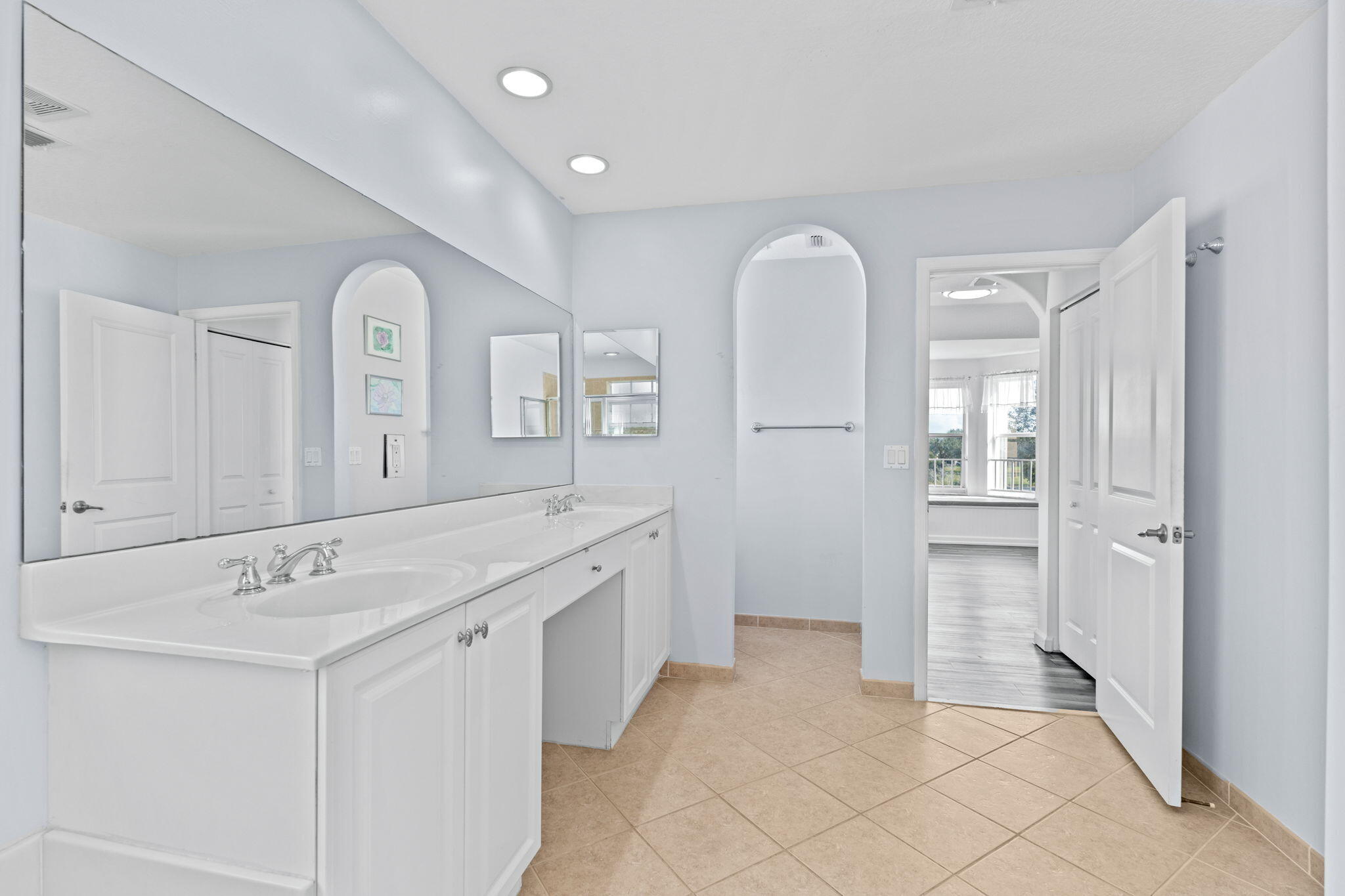 11704 Sw Bennington Circle Property Photo 6
