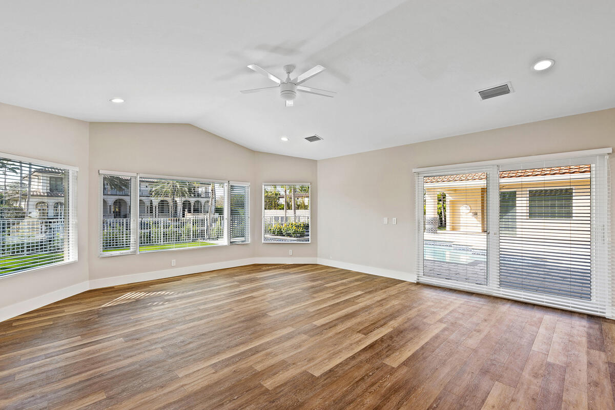 533 E Alexander Palm Road Property Photo 28