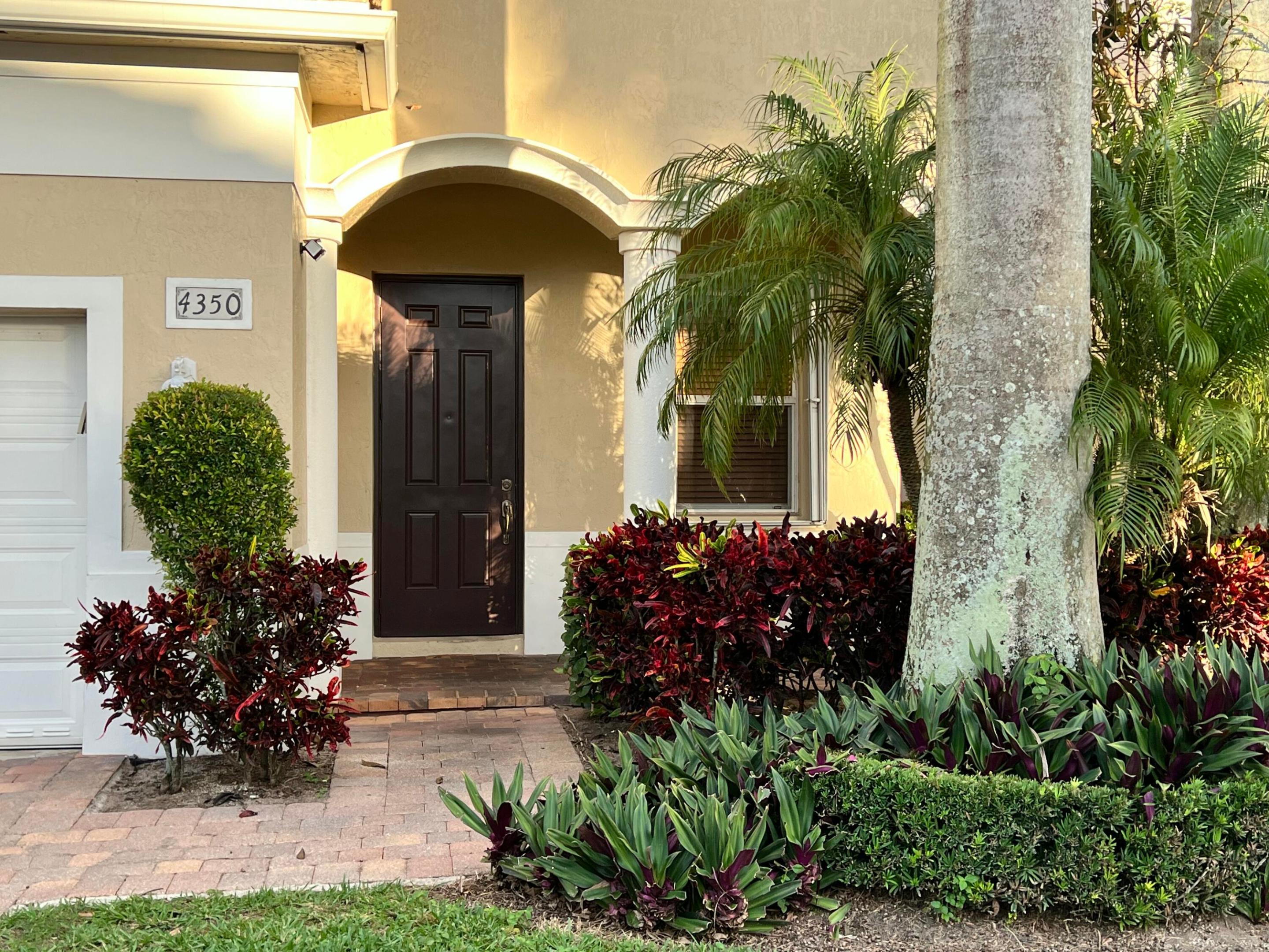 4350 Key Lime Boulevard Property Photo 3