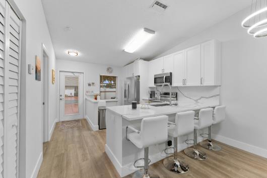 18861 Argosy Drive Property Photo 3
