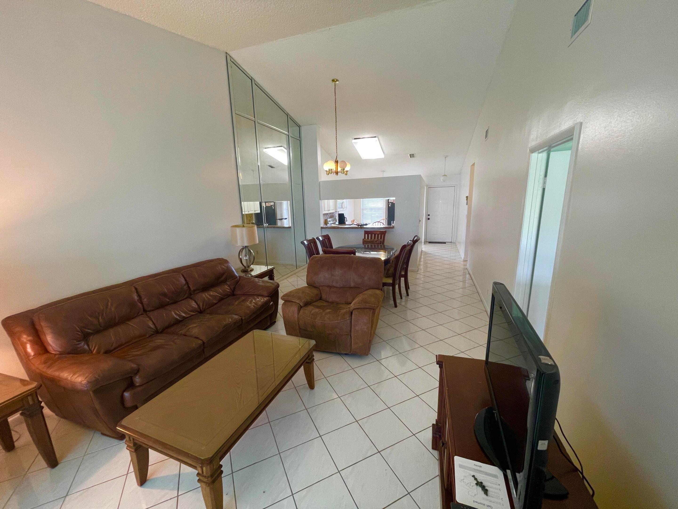 4698 Lucerne Lakes Boulevard E 203 Property Photo 9