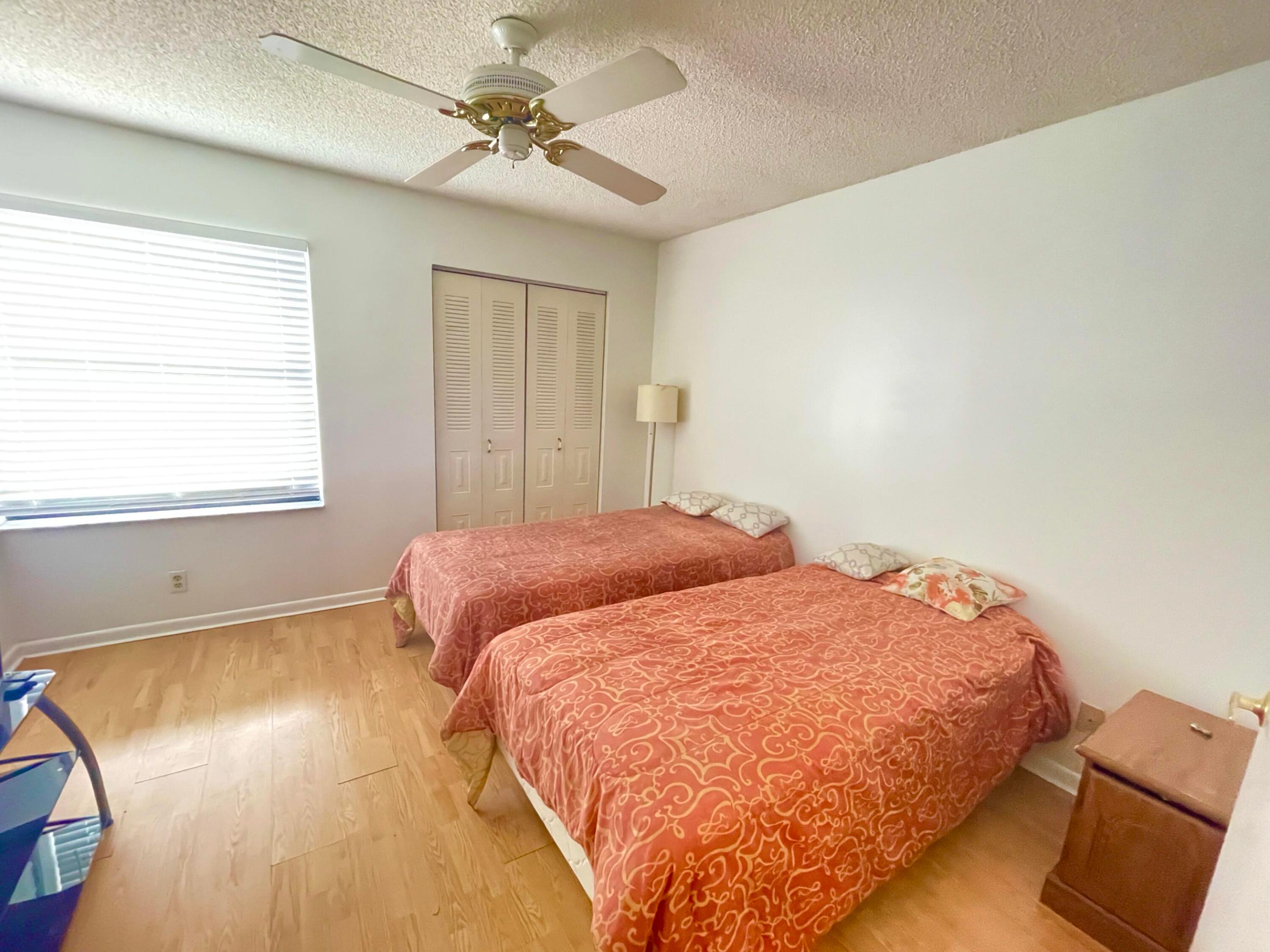 4698 Lucerne Lakes Boulevard E 203 Property Photo 16