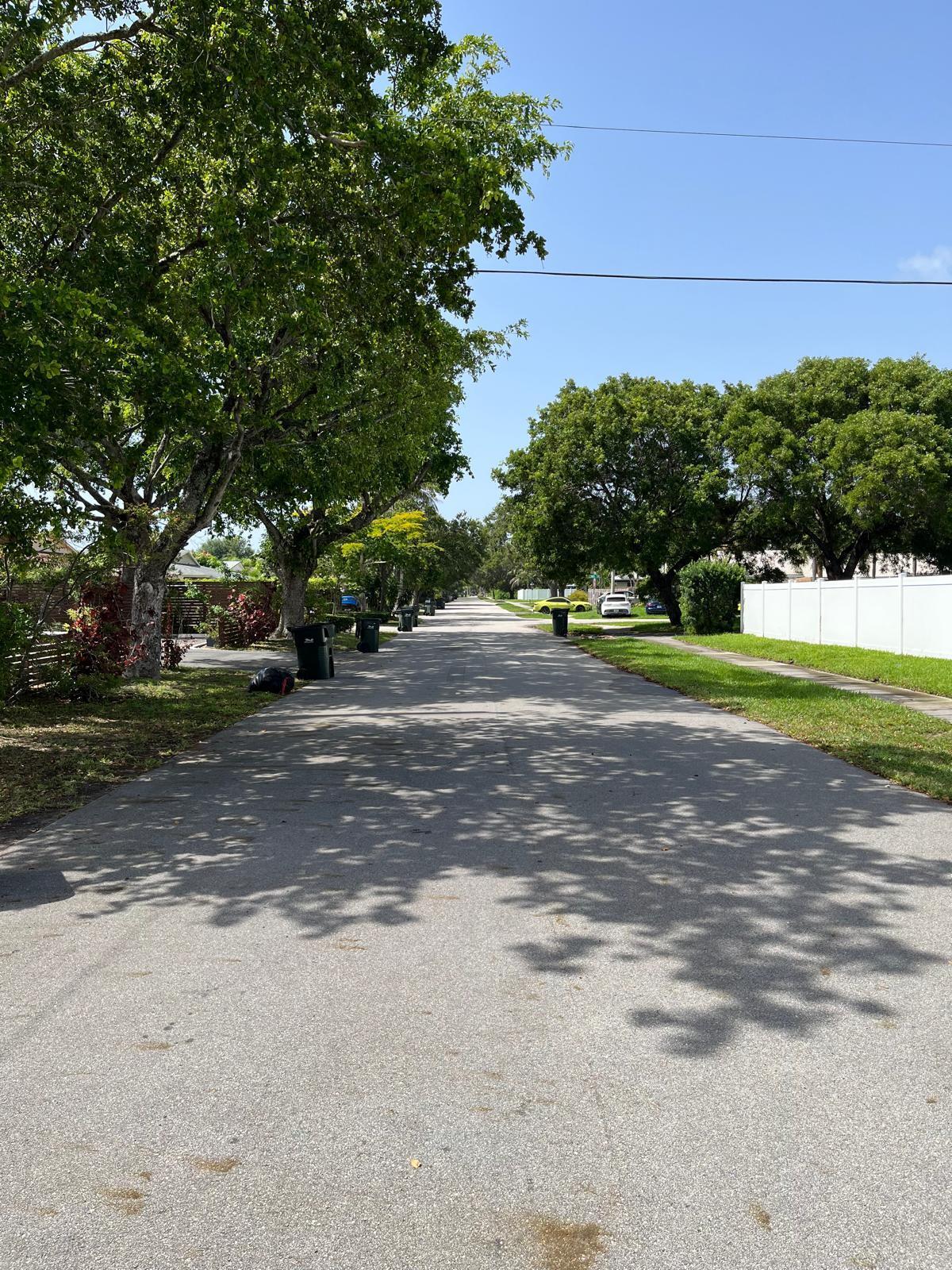 2801 Albatross Rd Property Photo 1