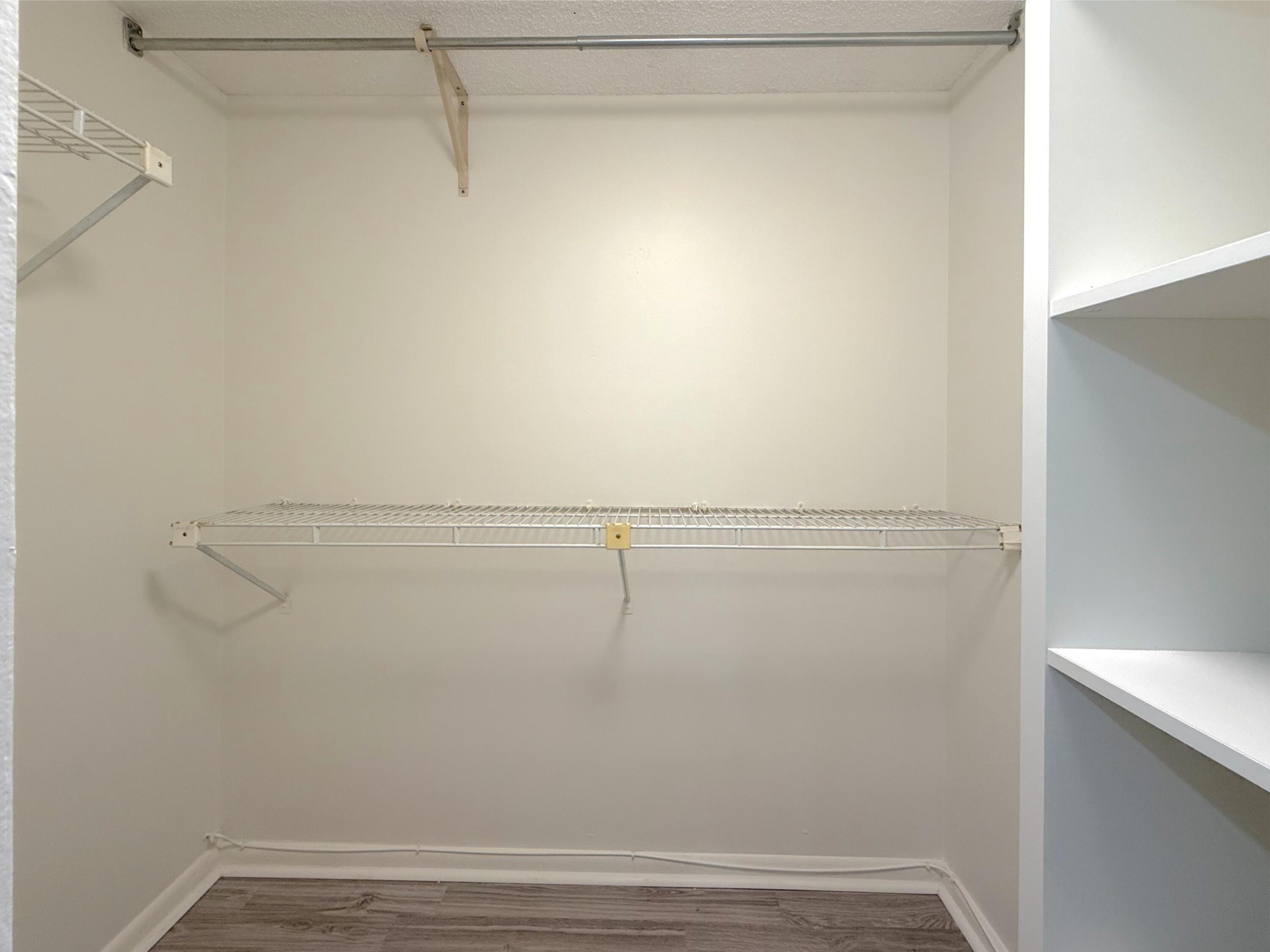 6301 N Falls Cir Drive 303 Property Photo 41