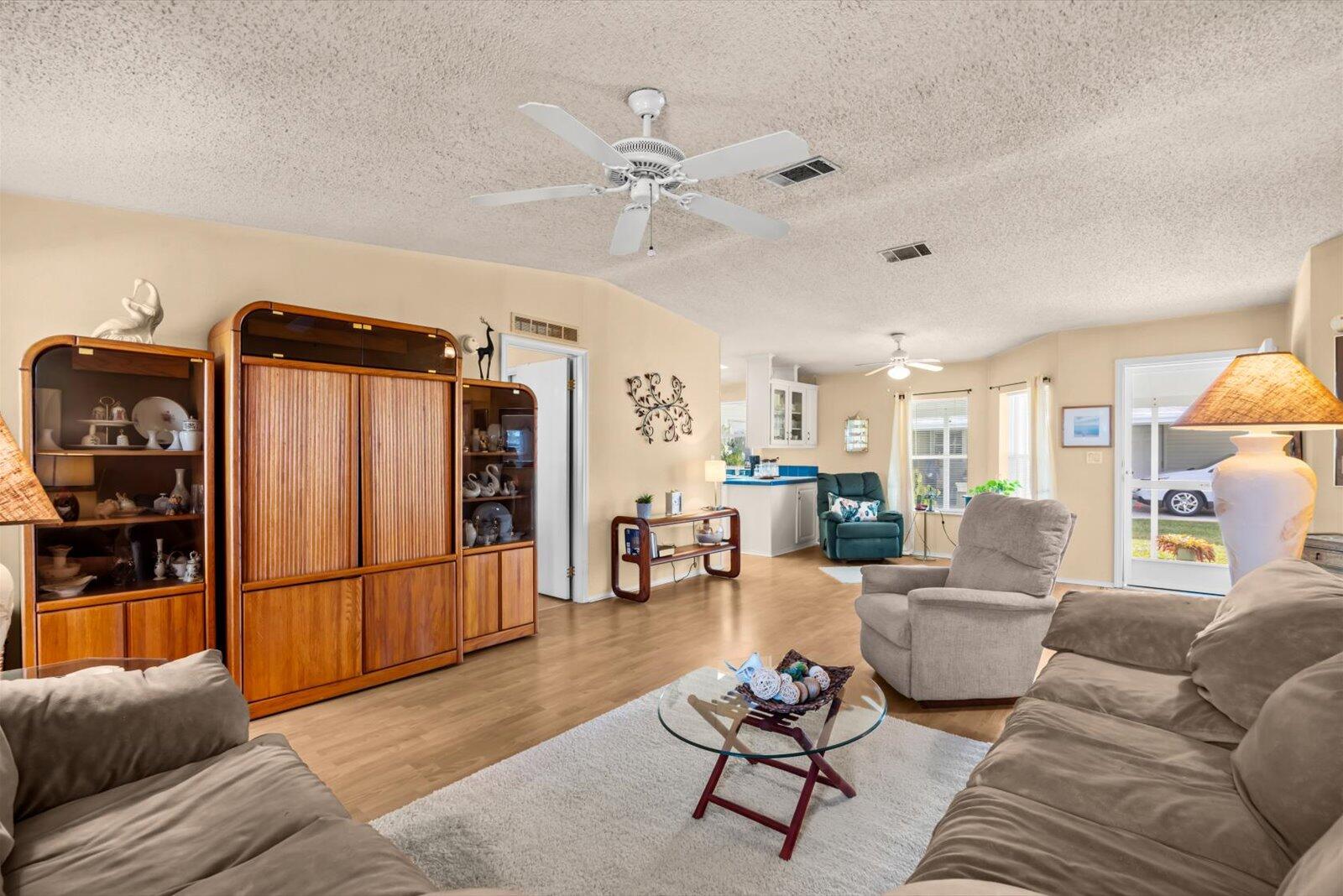 7904 Meadowlark Lane Property Photo 7