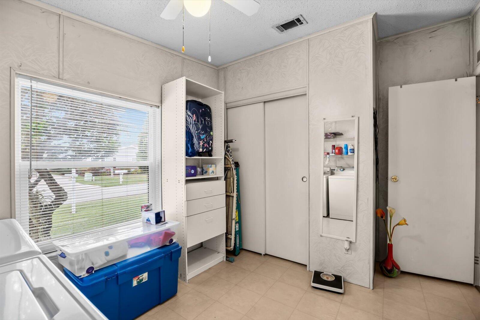 7904 Meadowlark Lane Property Photo 27