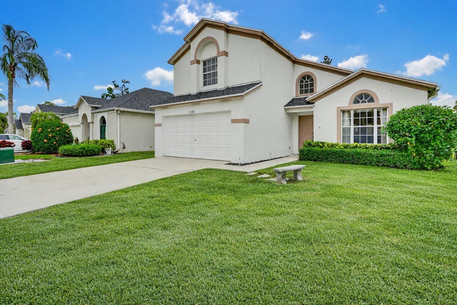 15182 Oak Chase Court Property Photo 5